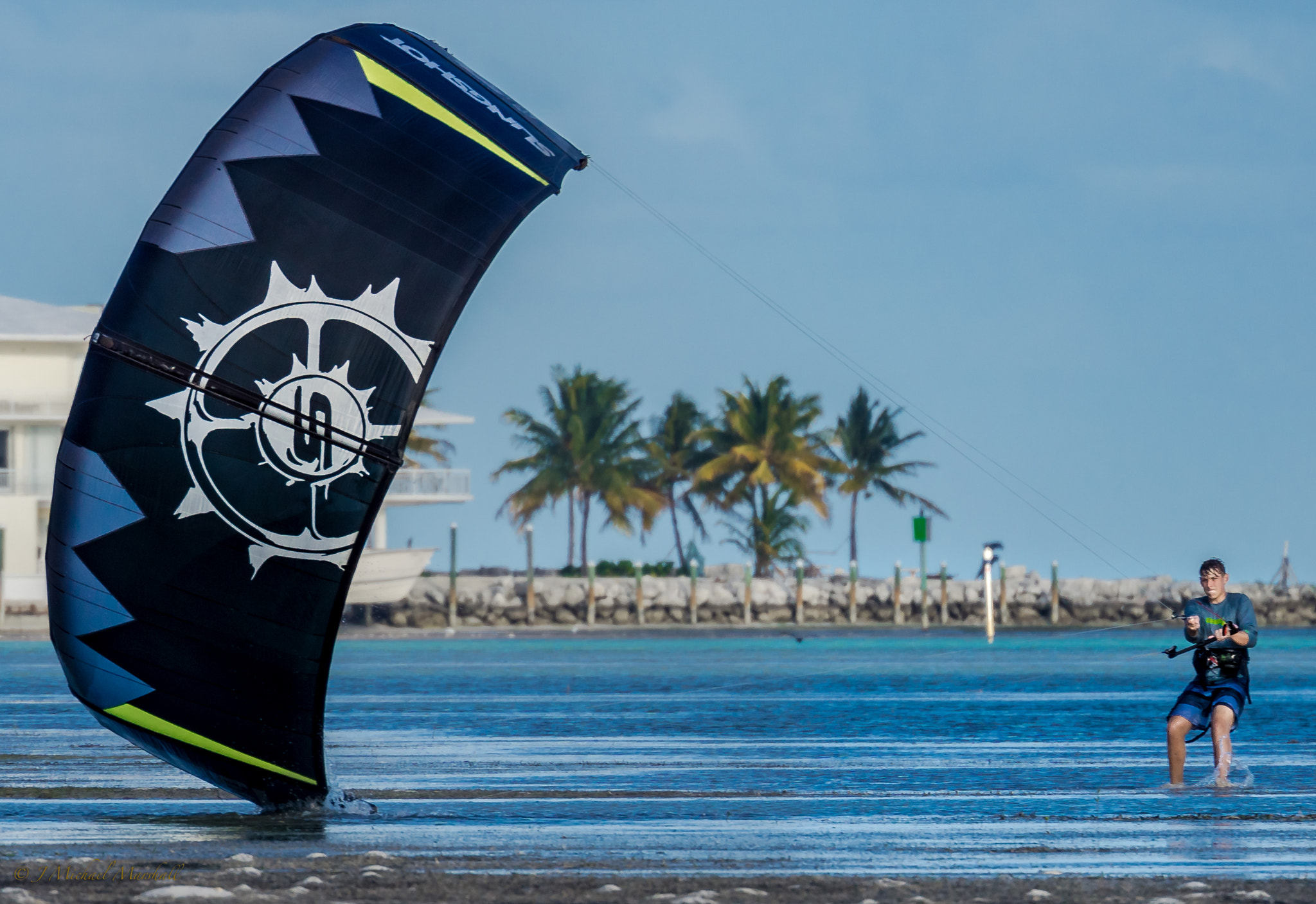 Sony FE 70-300mm F4.5-5.6 G OSS sample photo. Kiteboarder in shallow water florida keys photography