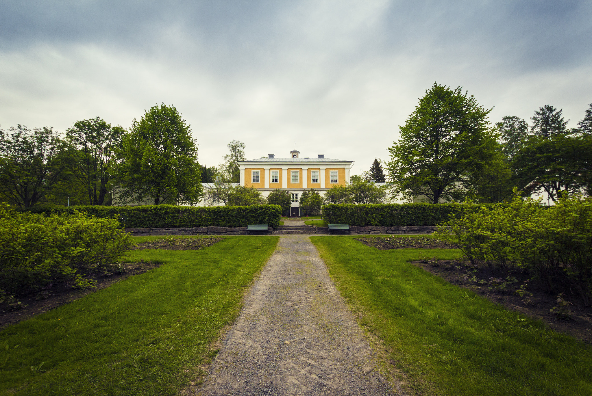 Sigma 10-20mm F3.5 EX DC HSM sample photo. Country house photography