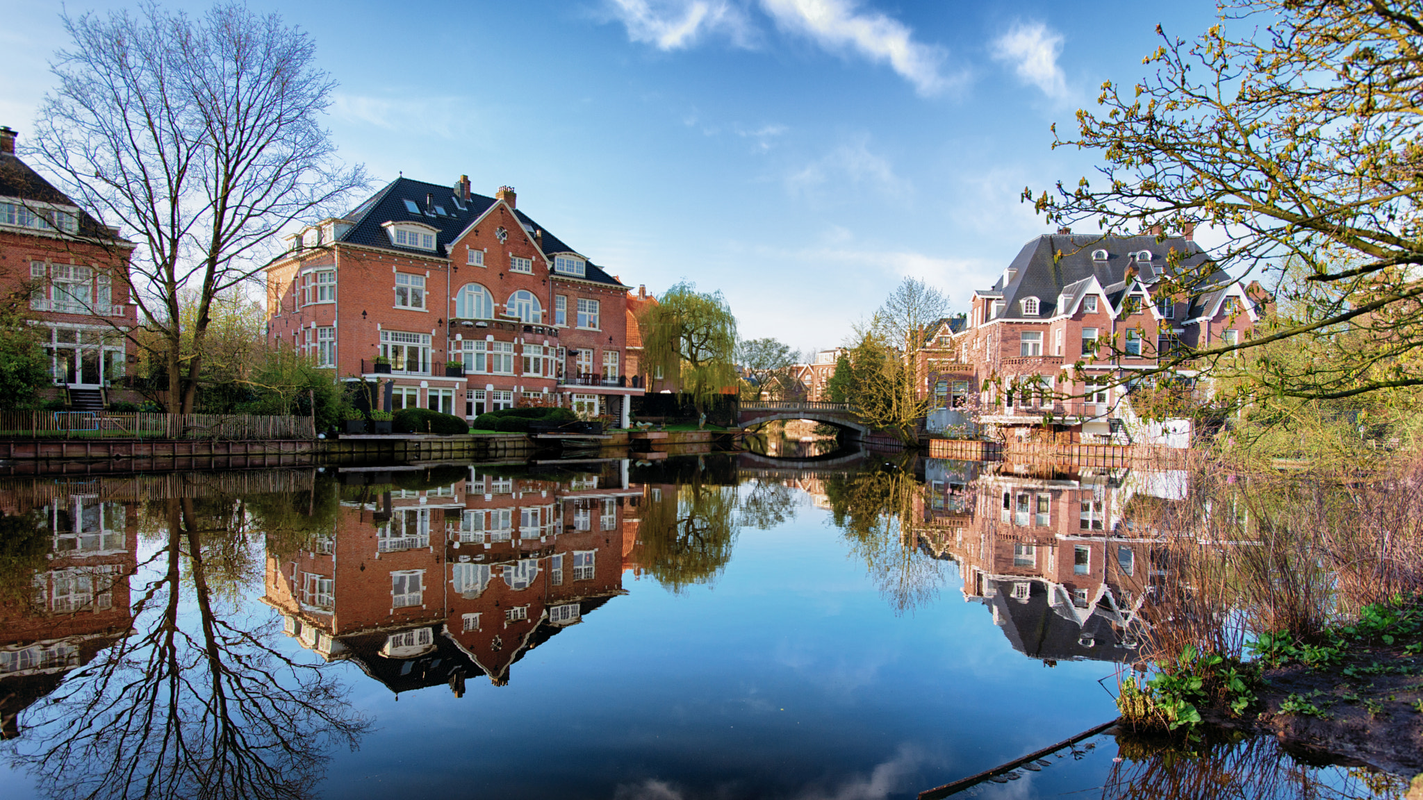 Nikon AF-S Nikkor 17-35mm F2.8D ED-IF sample photo. Amsterdam's finest photography