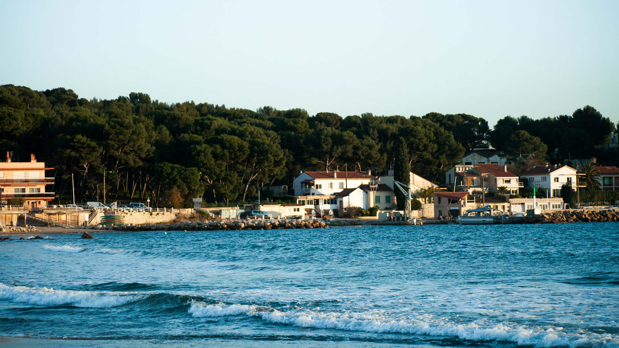 Panasonic Lumix G Vario 45-200mm F4-5.6 OIS sample photo. Seyne sur mer photography
