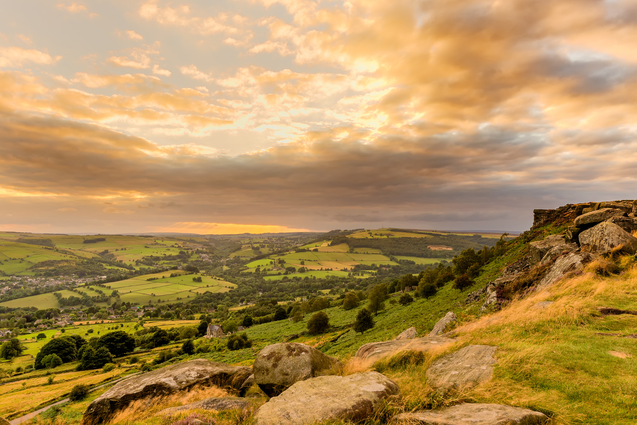 Sigma 12-24mm F4.5-5.6 II DG HSM sample photo. Curbar edge (reprocessed) photography