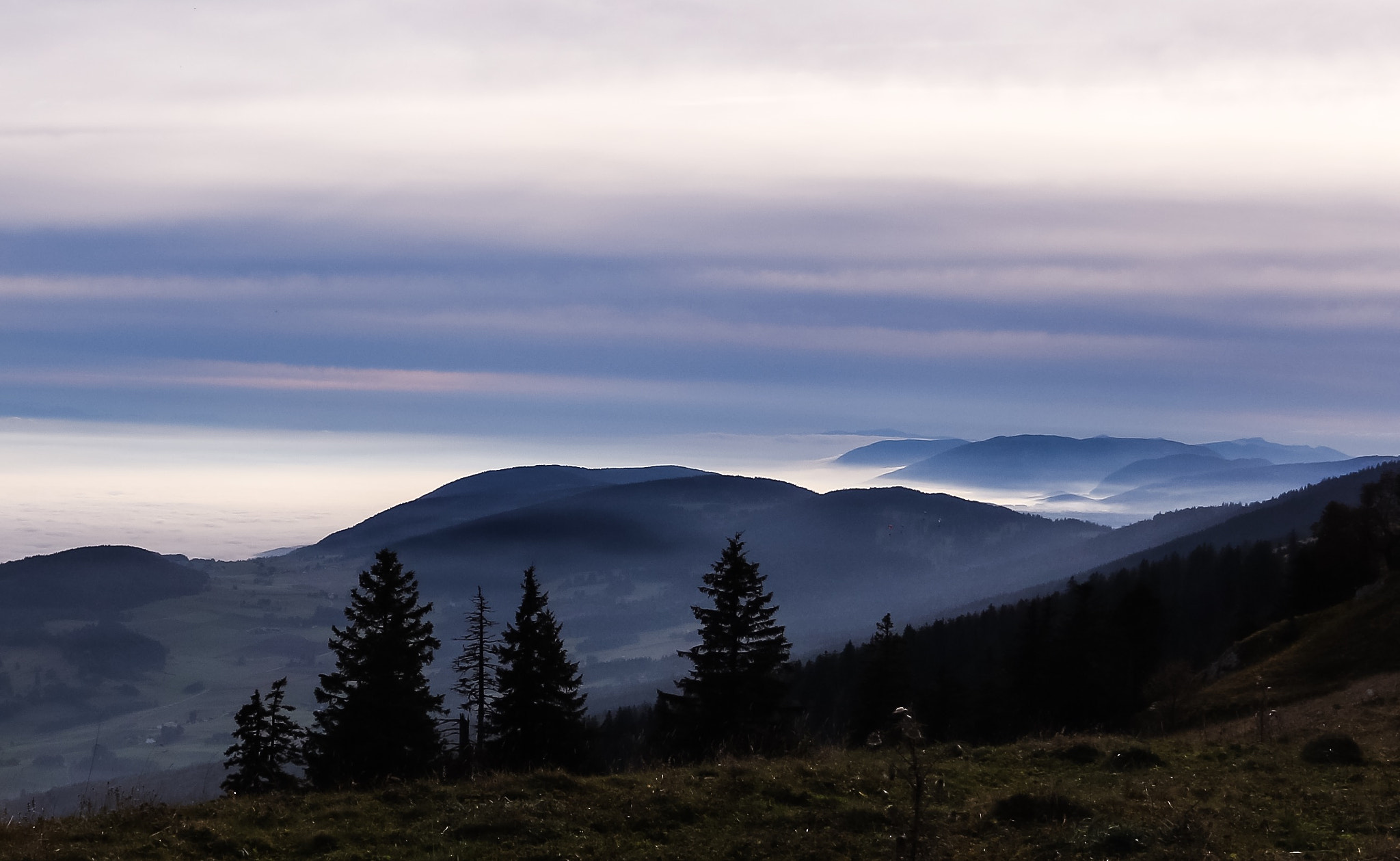 Canon EF 17-40mm F4L USM sample photo. Chasseral photography