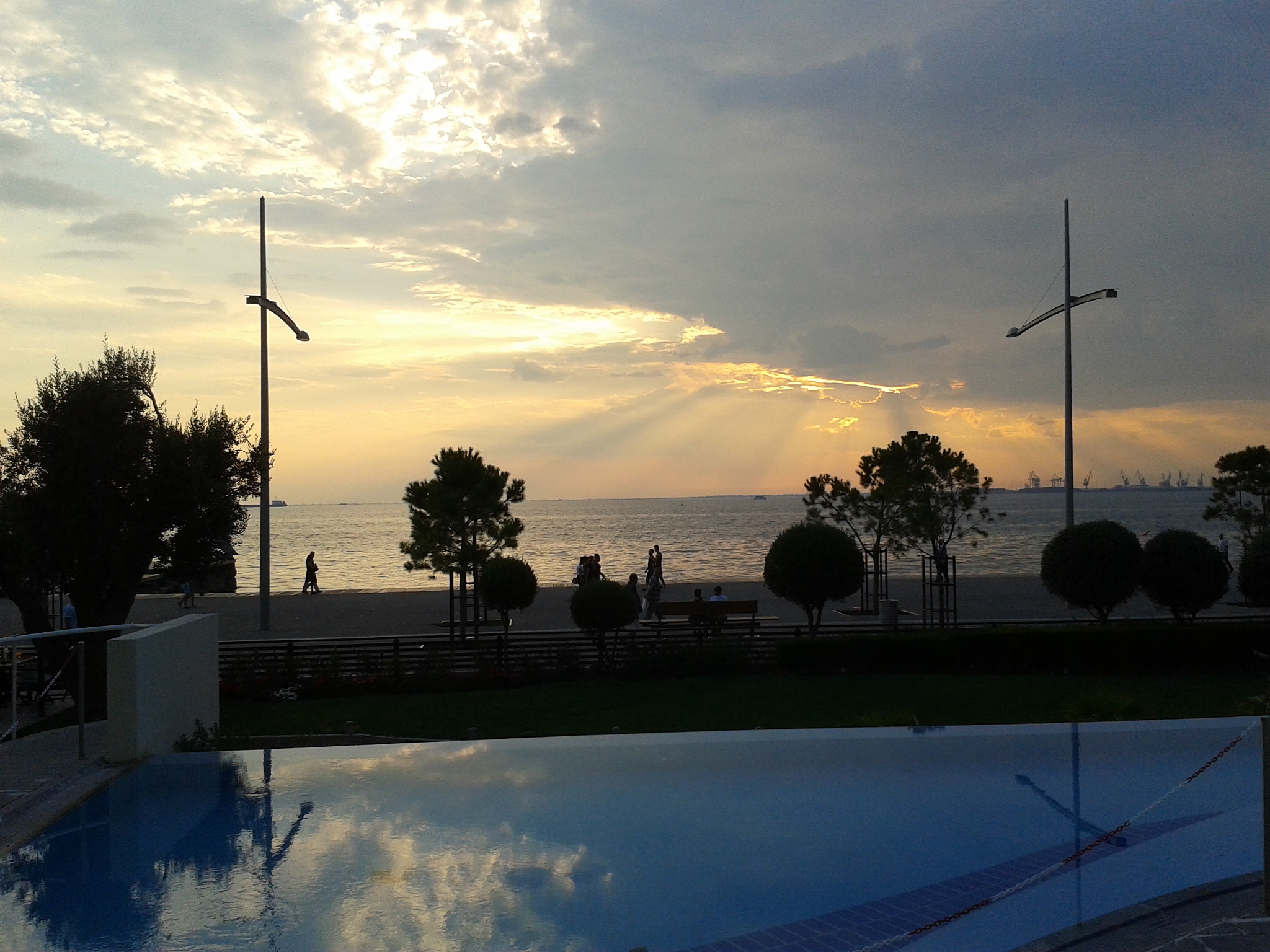 Samsung Galaxy S DUOS sample photo. All you want to see and feel is there by your side photography