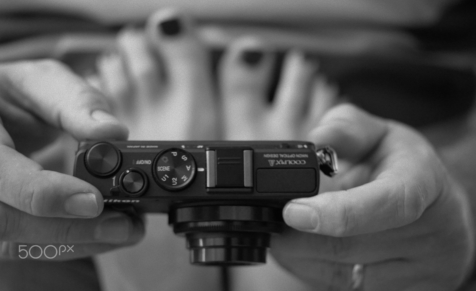 Voigtlander APO-Lanthar 90mm F3.5 SLII Close Focus sample photo. A sense of perspective photography
