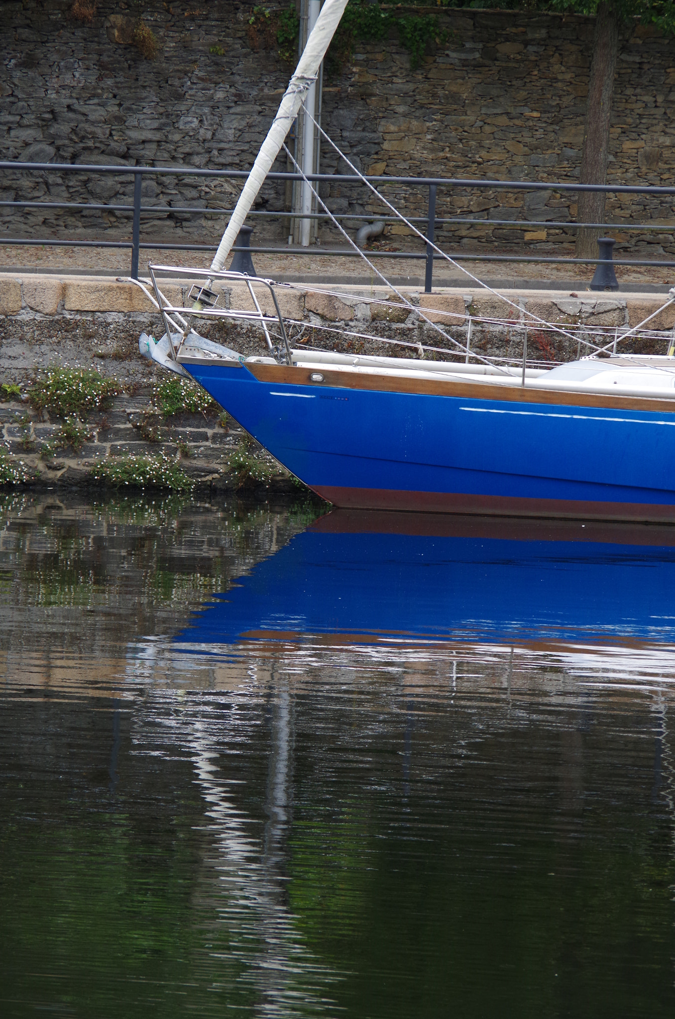 Pentax K-50 sample photo. Morlaix photography