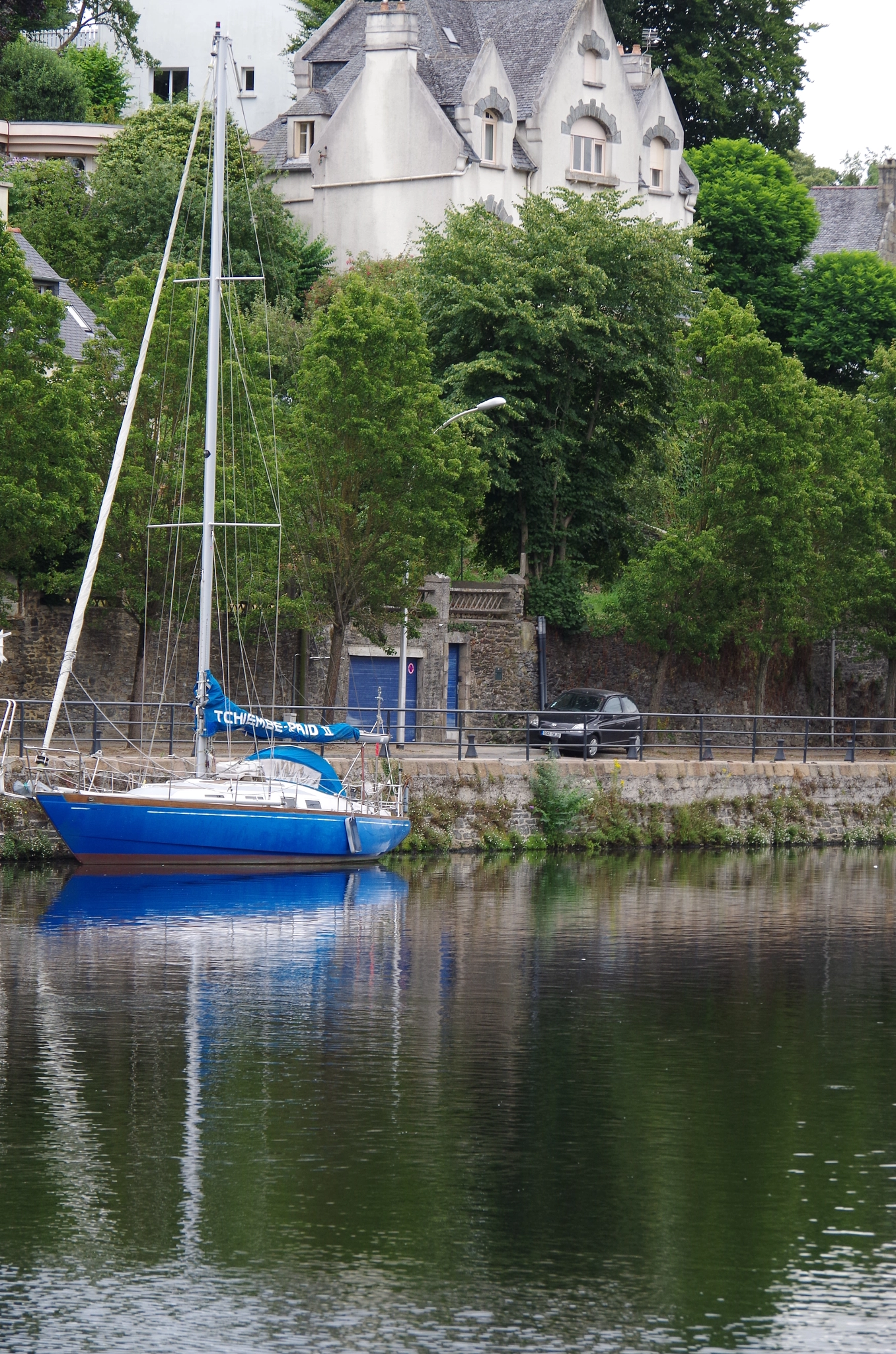 Pentax K-50 sample photo. Morlaix photography