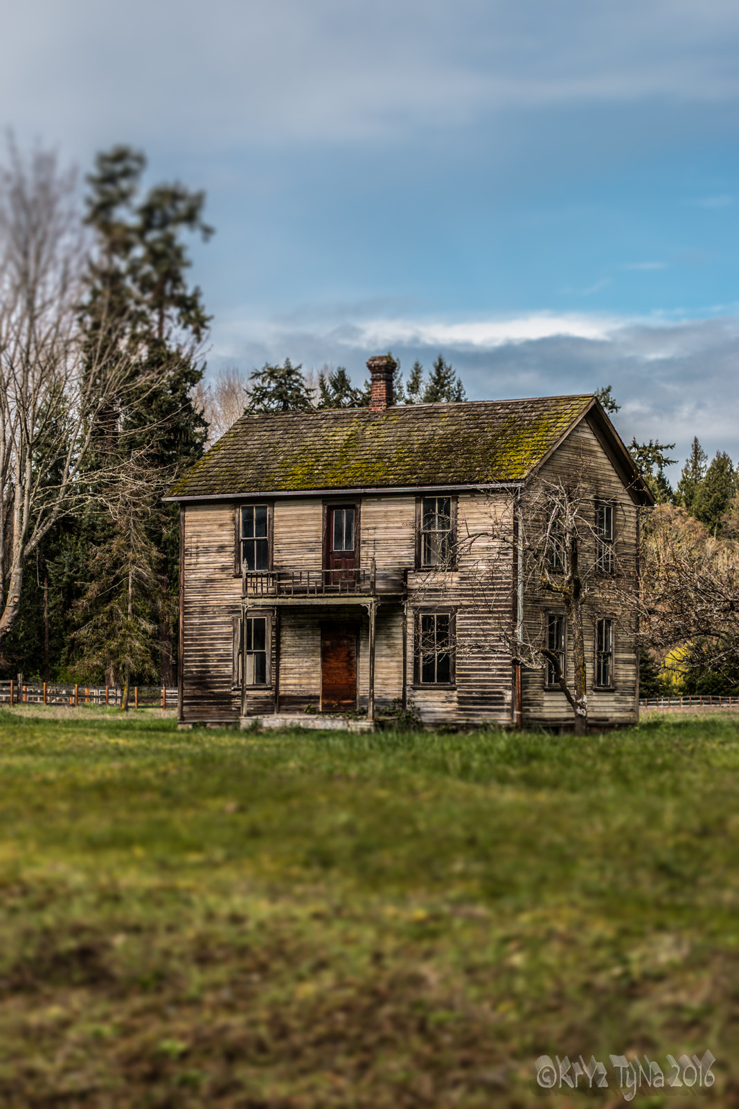 Canon EOS 70D sample photo. Old farmhouse in sequim, washington photography