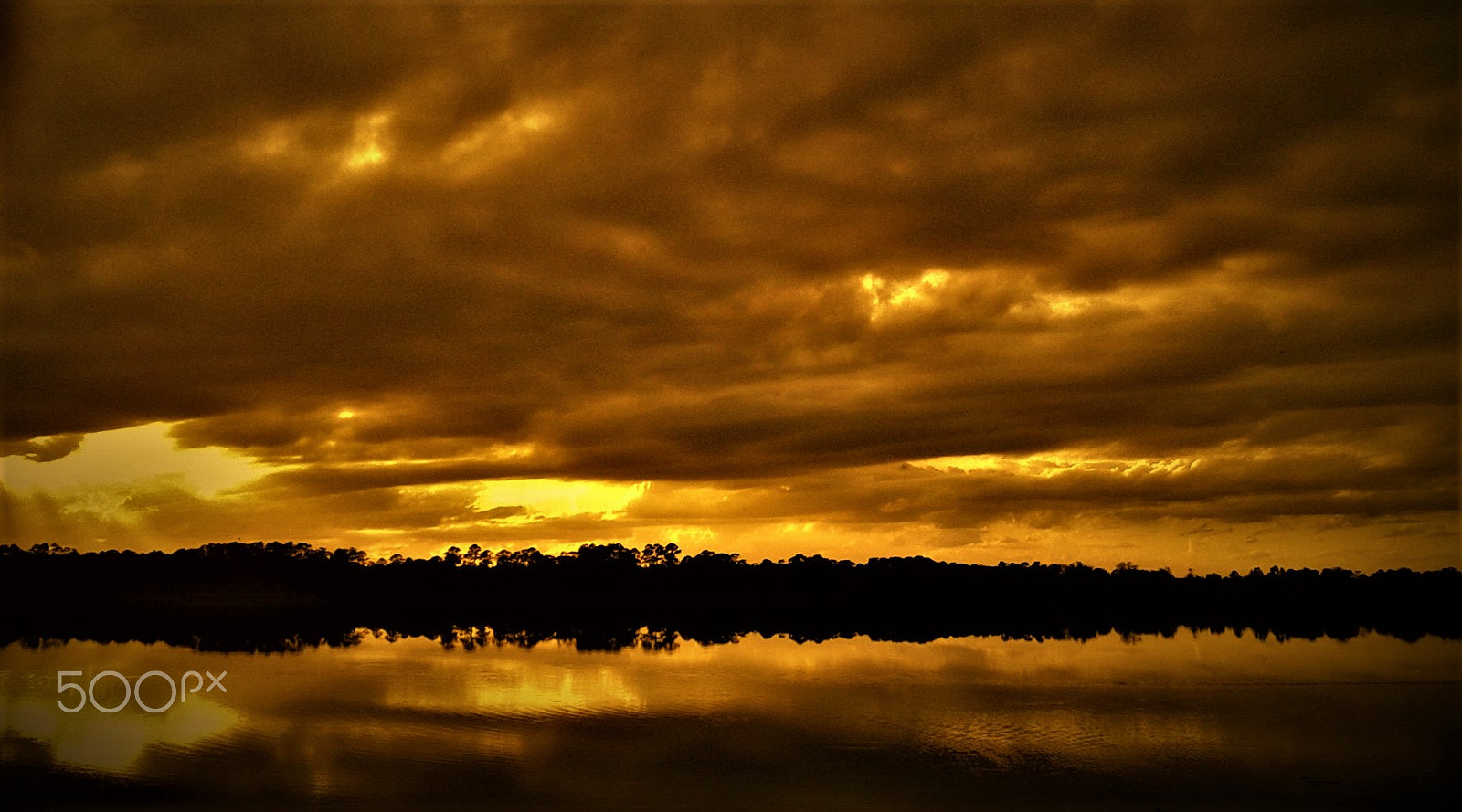 Samsung Galaxy Avant sample photo. Peaceful sunset photography