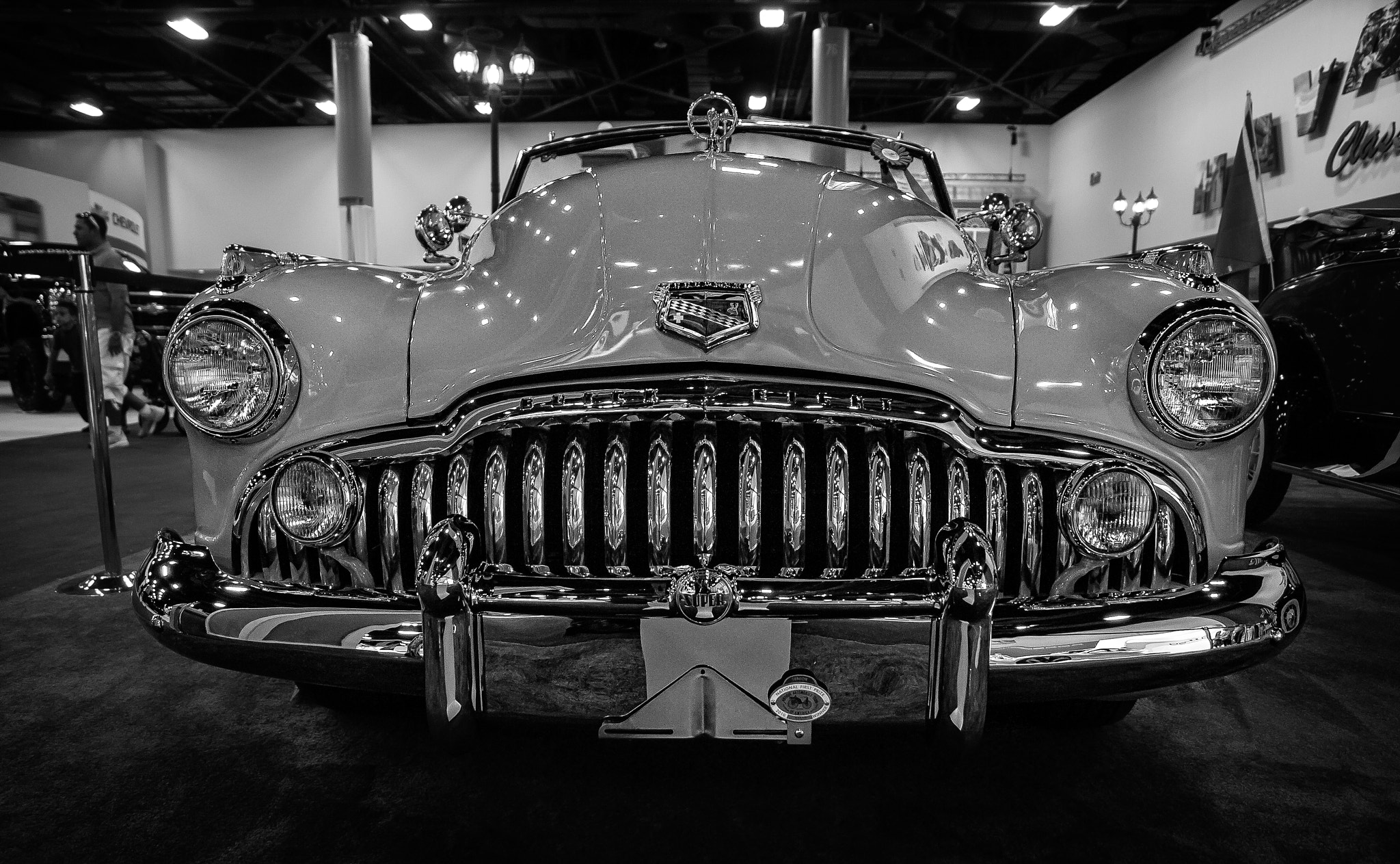 Olympus Zuiko Digital ED 12-60mm F2.8-4.0 SWD sample photo. 1949 buick super photography