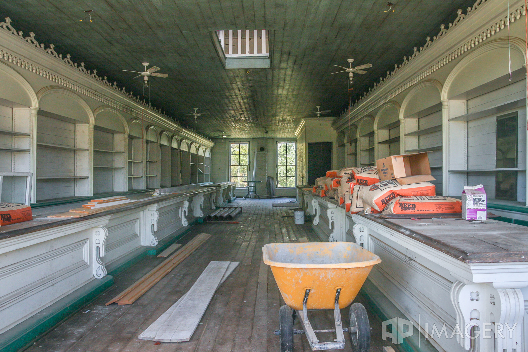 Tamron SP AF 17-50mm F2.8 XR Di II LD Aspherical (IF) sample photo. Falls of rough - general store photography