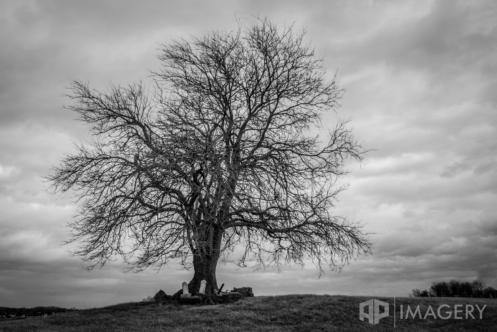 Tamron SP AF 17-50mm F2.8 XR Di II LD Aspherical (IF) sample photo. Two graves photography