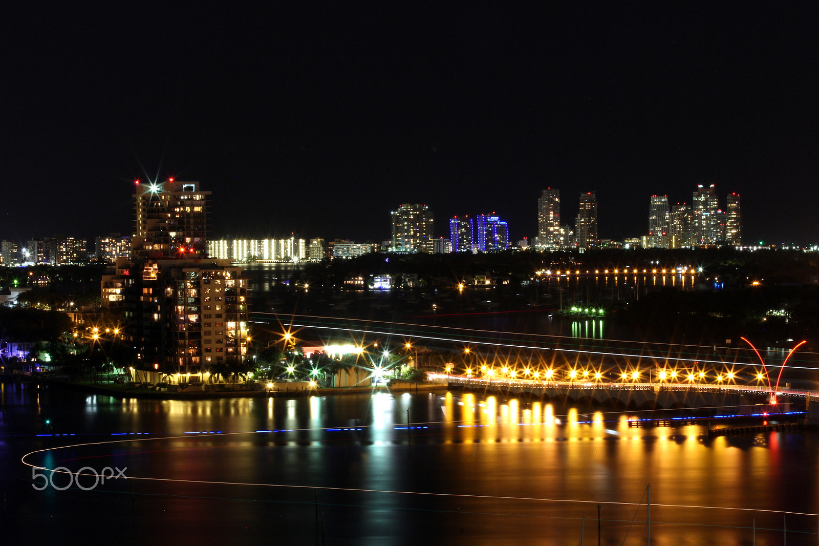 Canon EOS 650D (EOS Rebel T4i / EOS Kiss X6i) sample photo. Traffic under and over the bridge photography