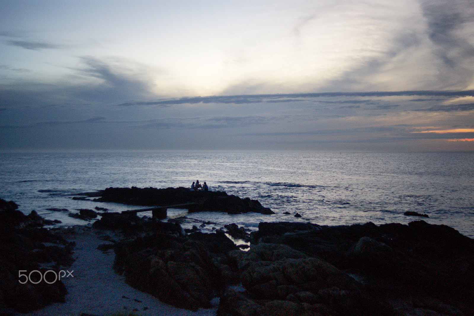 Sony Alpha DSLR-A390 sample photo. Where the sea meets the sky photography