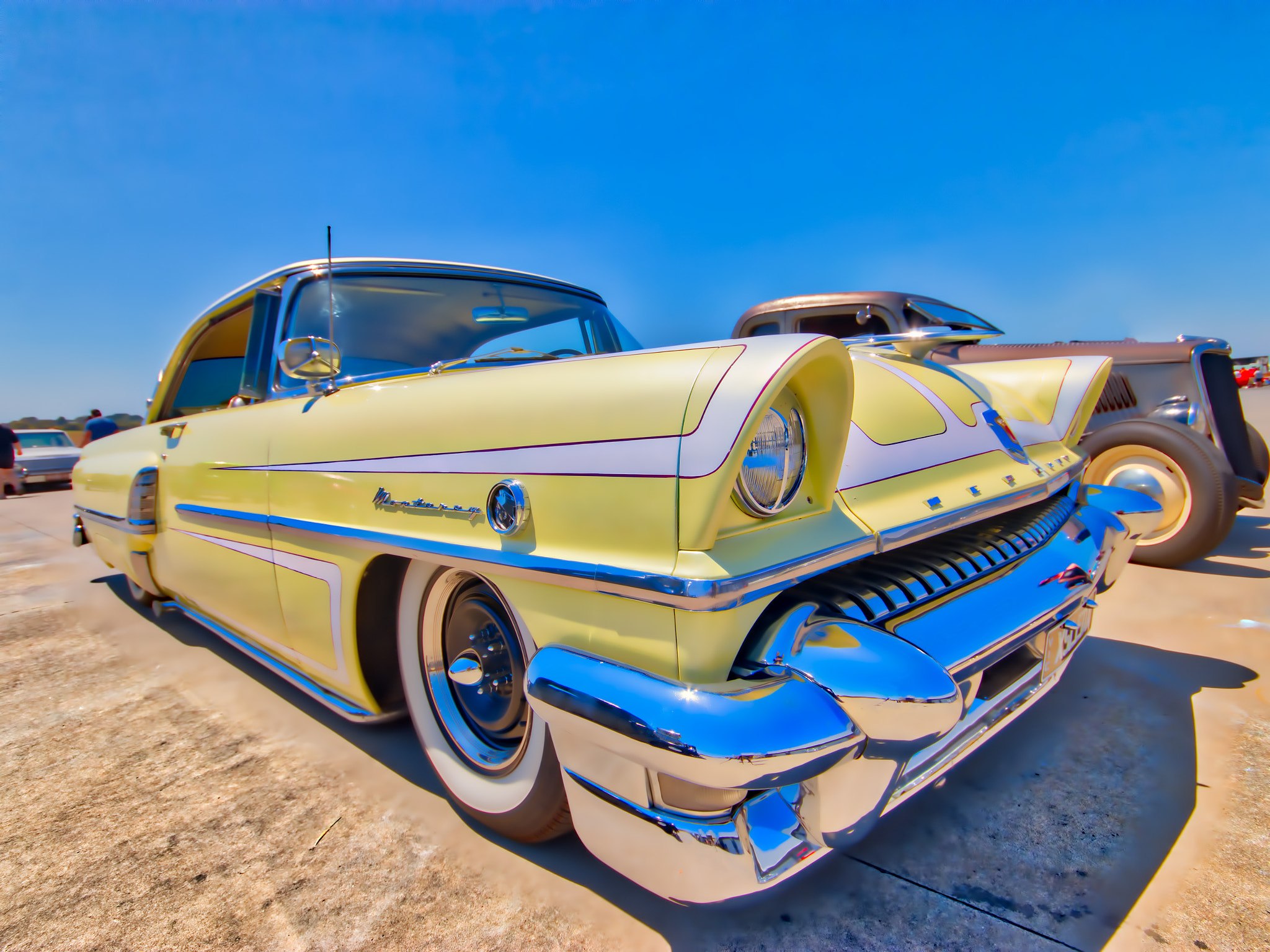 Canon EOS 80D + Sigma 10-20mm F4-5.6 EX DC HSM sample photo. Ford mercury monterey photography