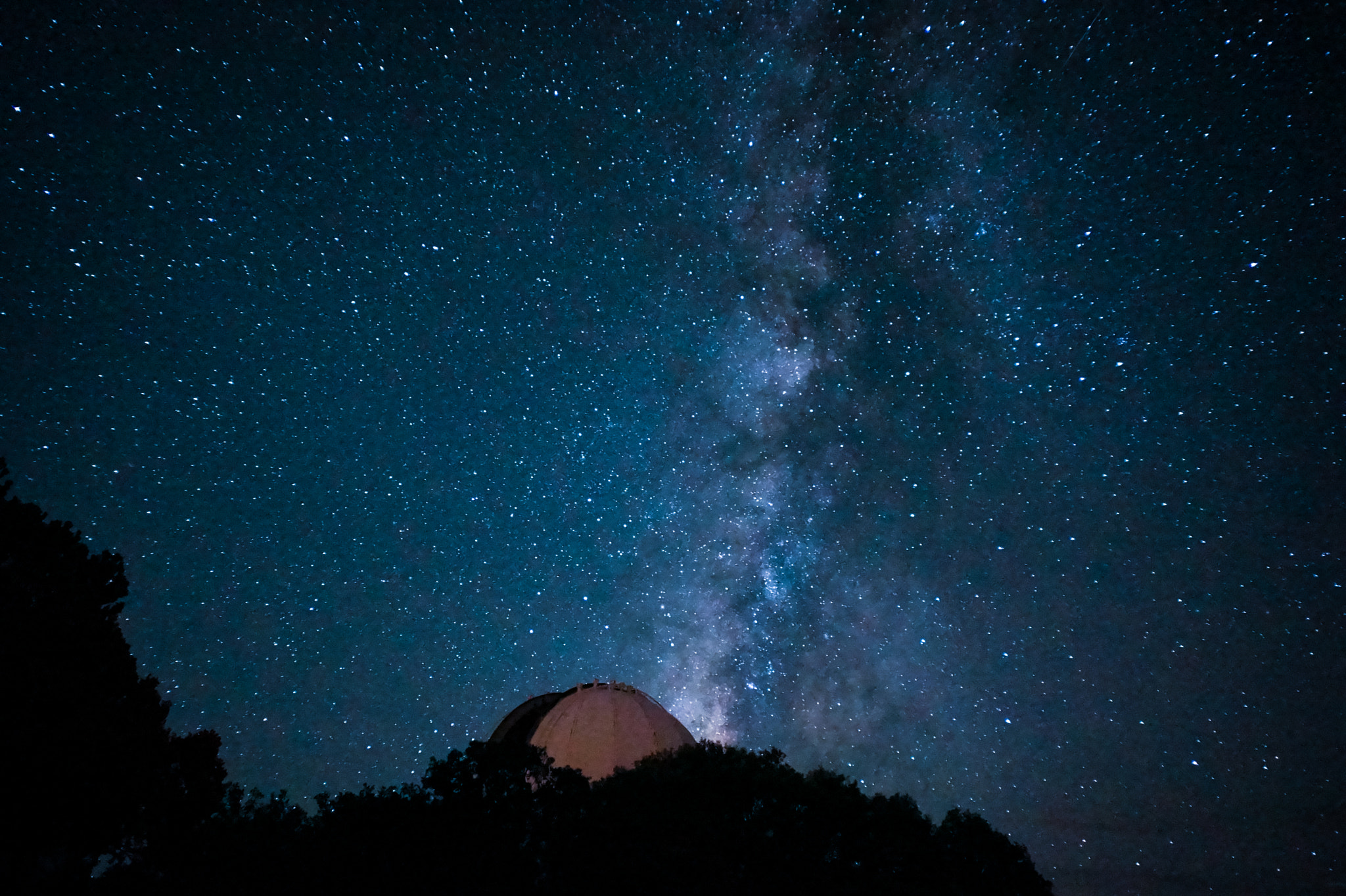 Sony Alpha NEX-7 sample photo. Milky way over the observatory photography