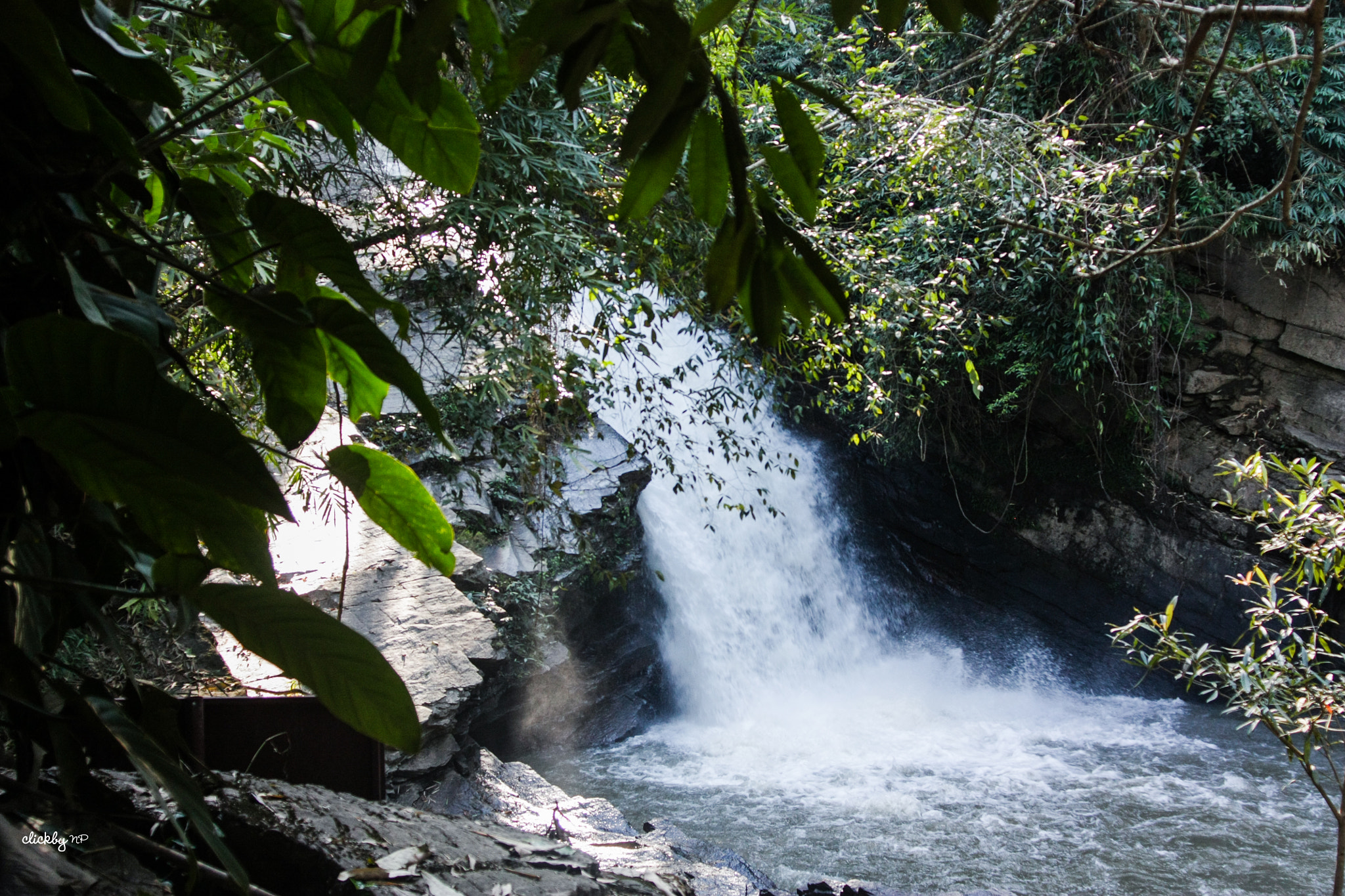 Canon EOS 450D (EOS Rebel XSi / EOS Kiss X2) sample photo. Mae wang waterfall photography