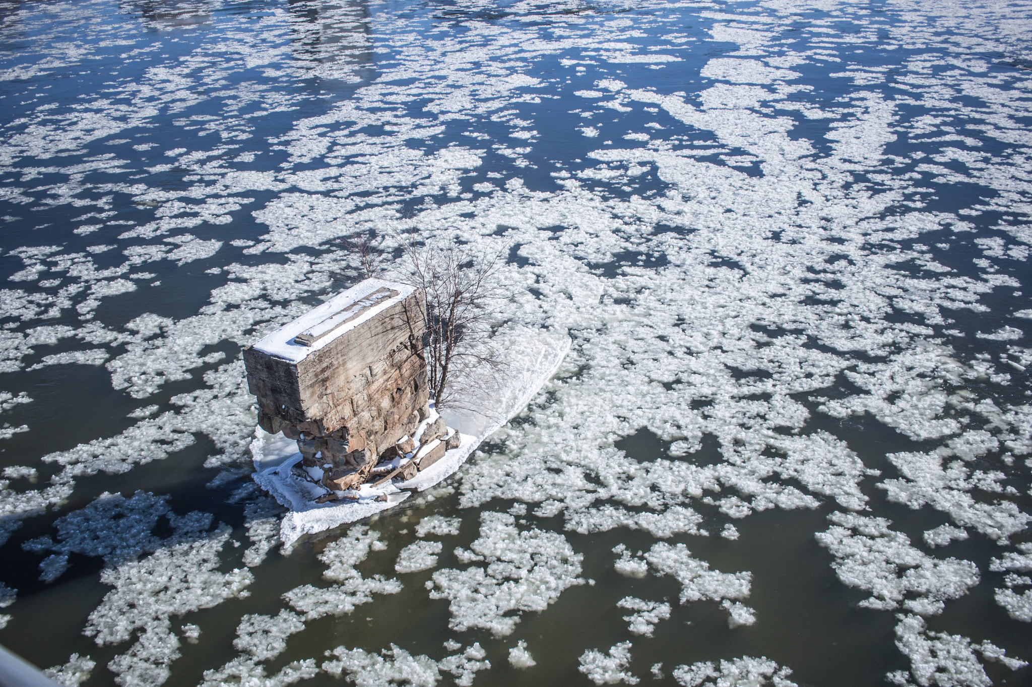 Canon EF-S 24mm F2.8 STM sample photo. Rva snow photography