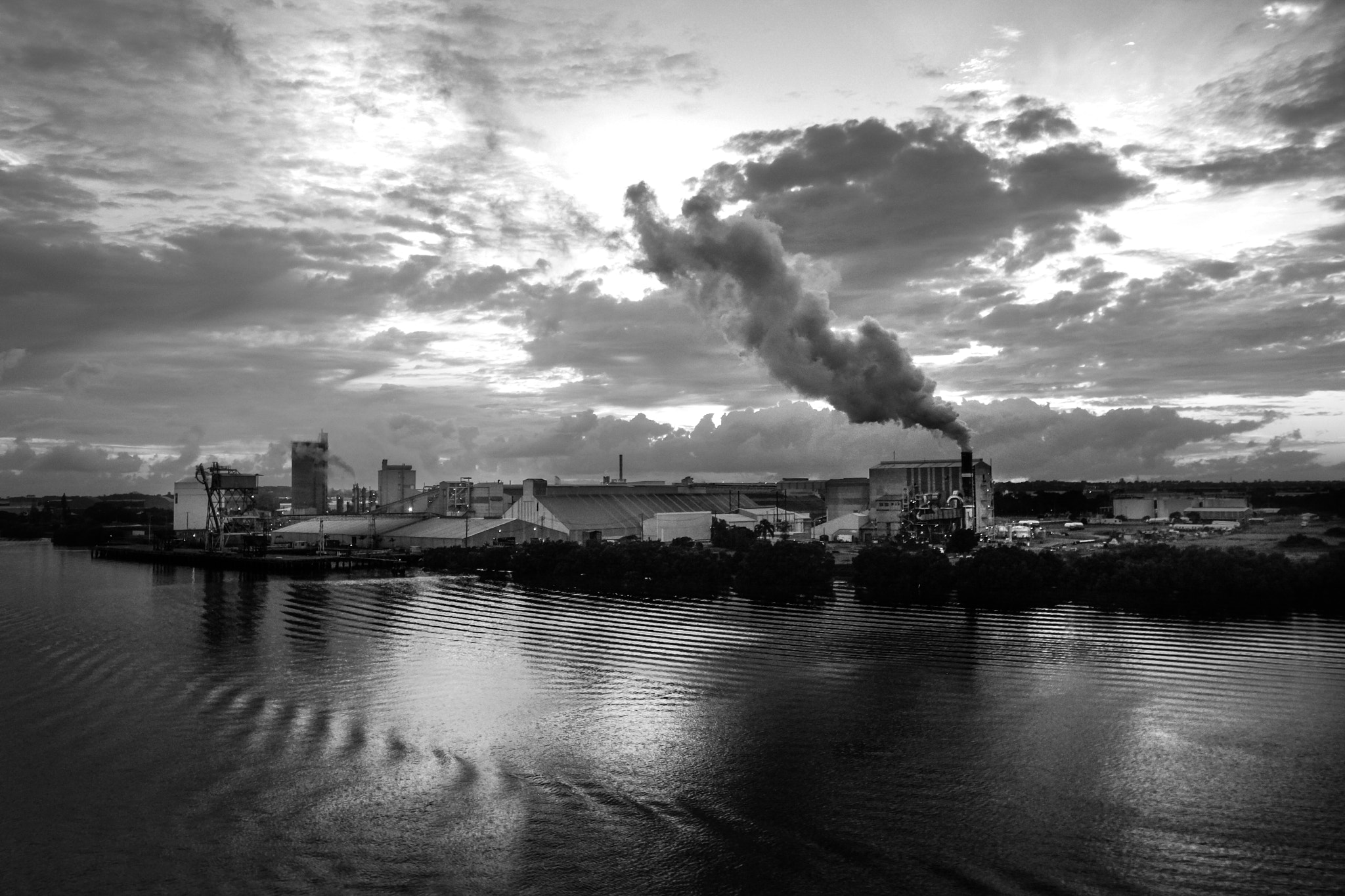 RICOH GR LENS sample photo. Cloudfactory photography