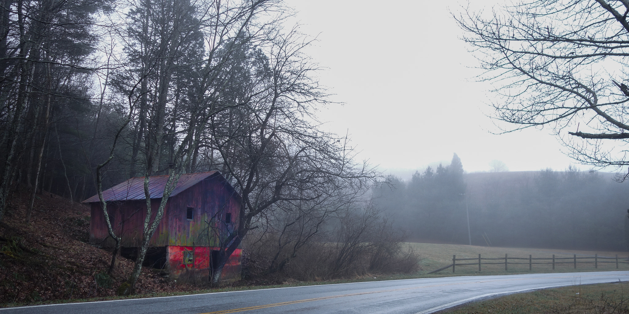 Sony Cyber-shot DSC-QX100 sample photo. Abandoned red barn photography