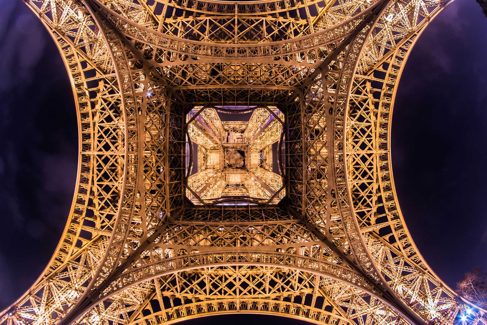 Nikon D800 + Samyang 8mm F3.5 Aspherical IF MC Fisheye sample photo. Eiffel tower  photography