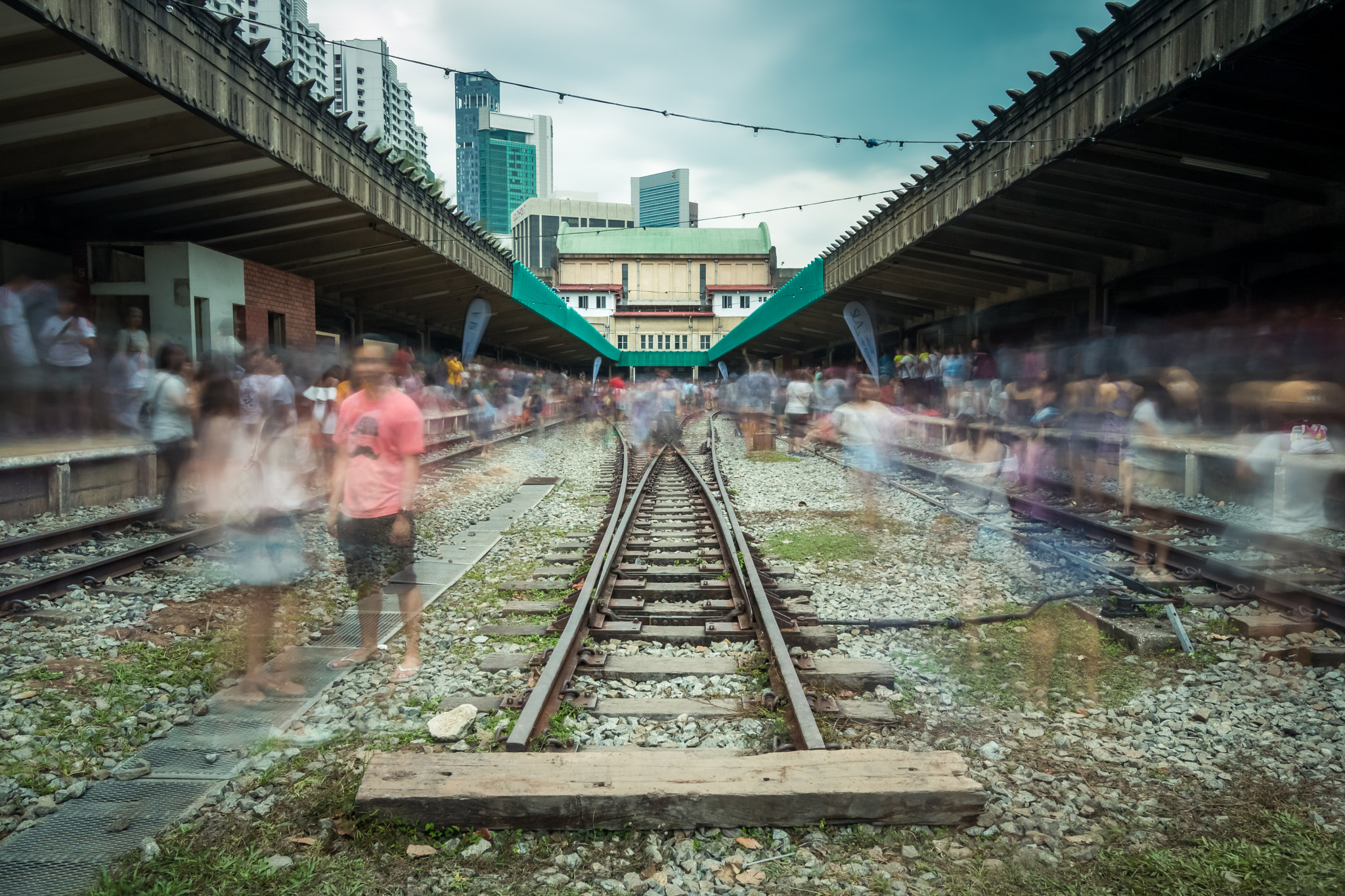 Canon EOS 750D (EOS Rebel T6i / EOS Kiss X8i) sample photo. Tanjong pagar railway station photography