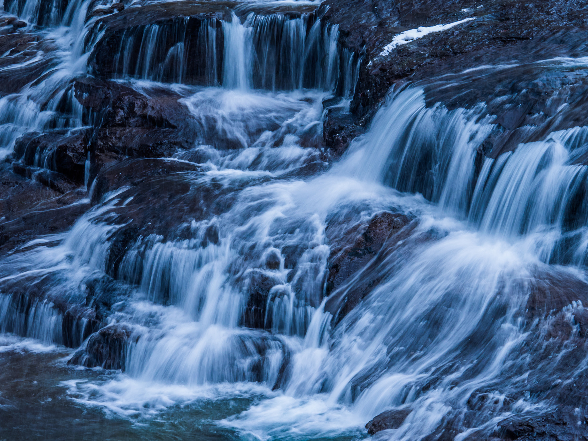 OLYMPUS 18mm-180mm Lens sample photo. Step falls photography