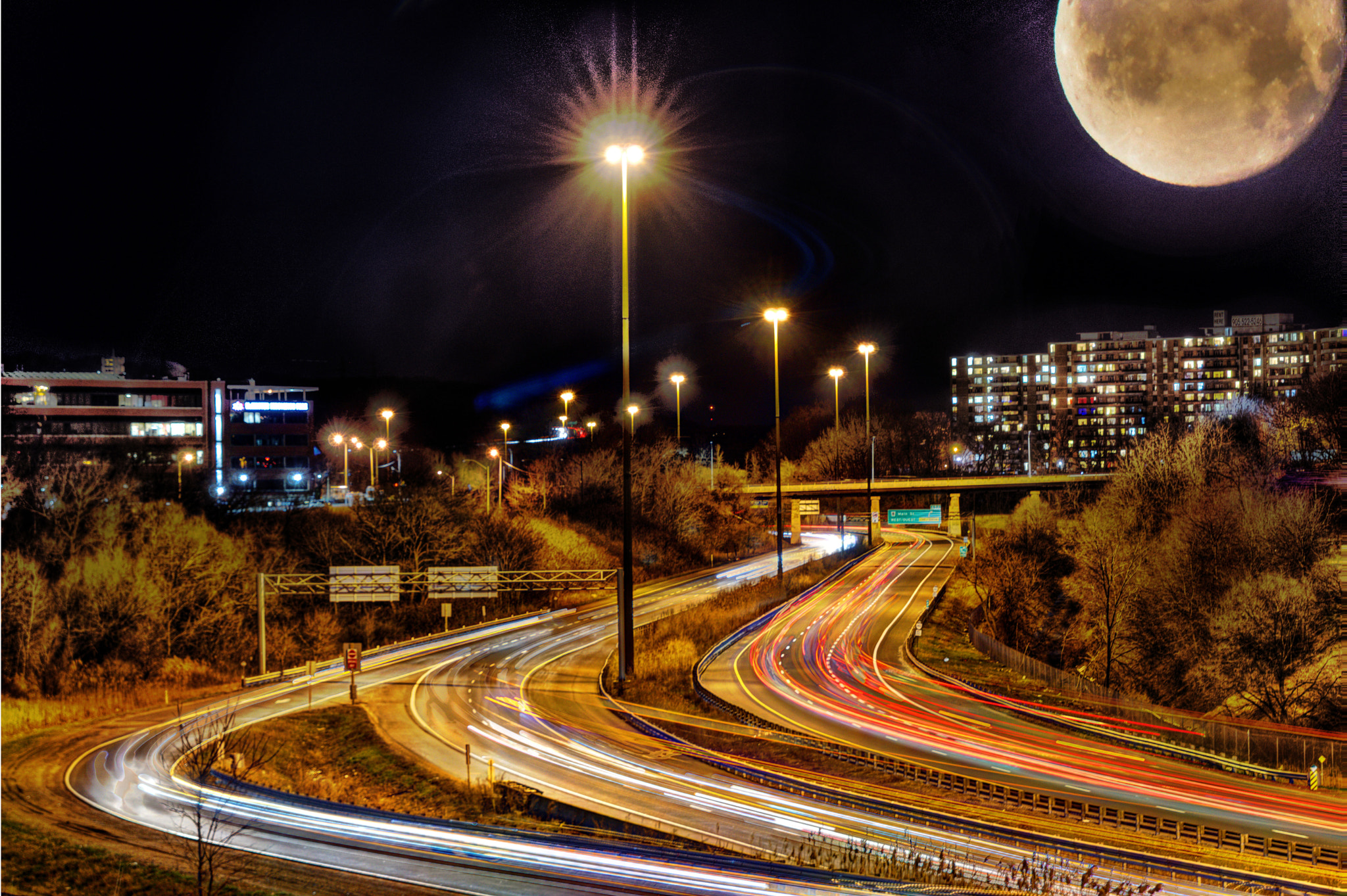 Sony SLT-A77 + 24-70mm F2.8 sample photo. Night light photography