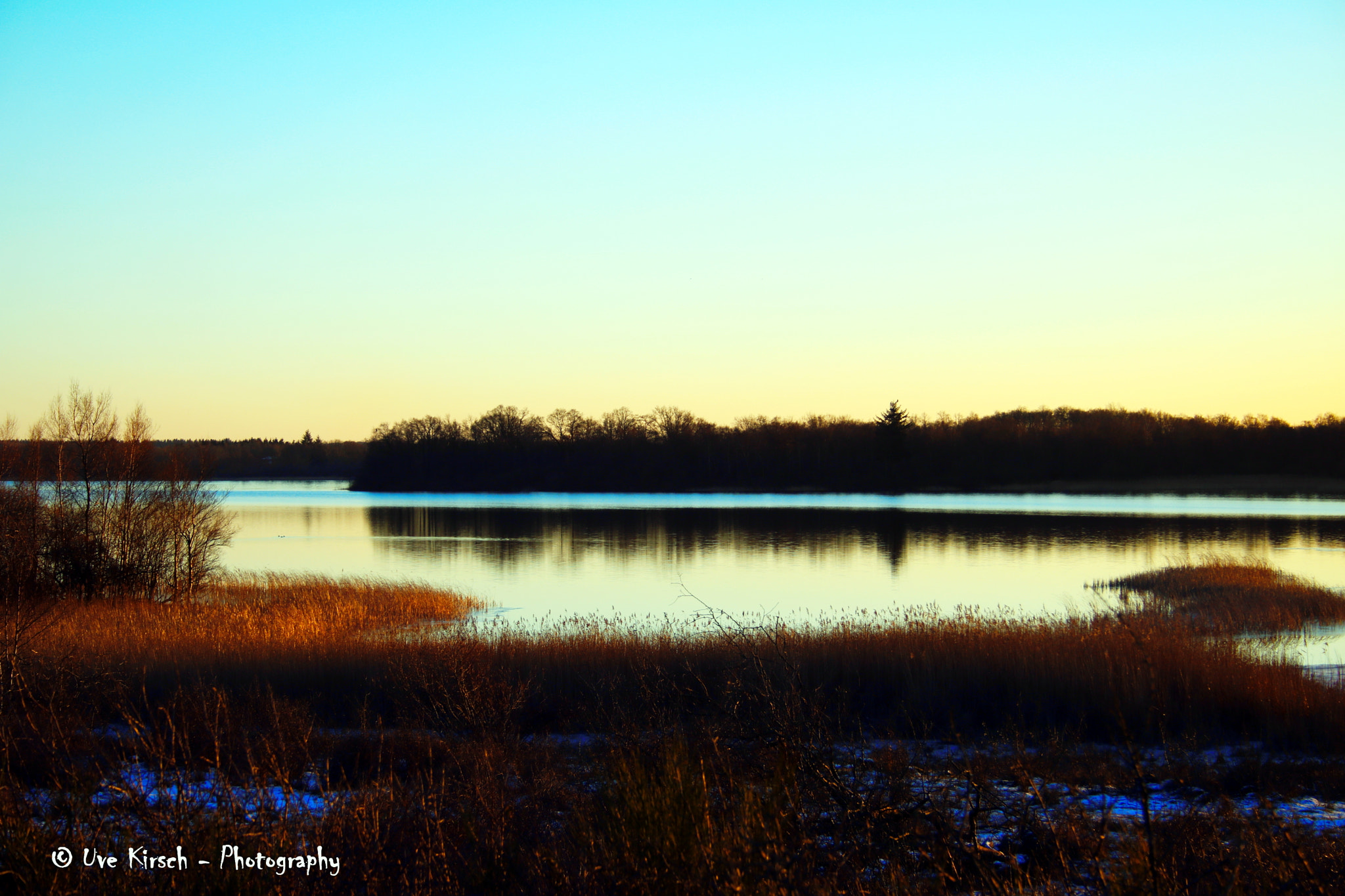 Canon EF-S 18-55mm F3.5-5.6 II sample photo. Afternoon lake view photography