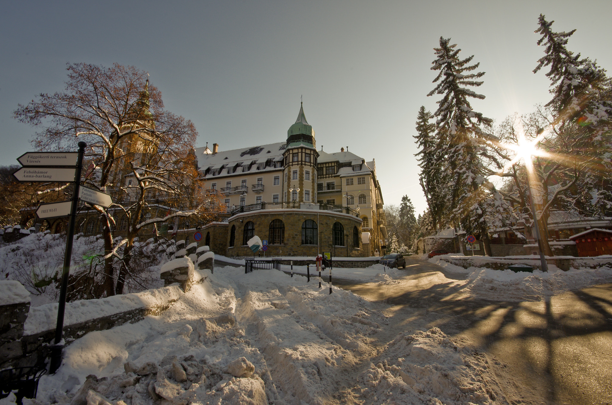 Pentax K-5 II + Sigma AF 10-20mm F4-5.6 EX DC sample photo. Hunguest hotel palace photography