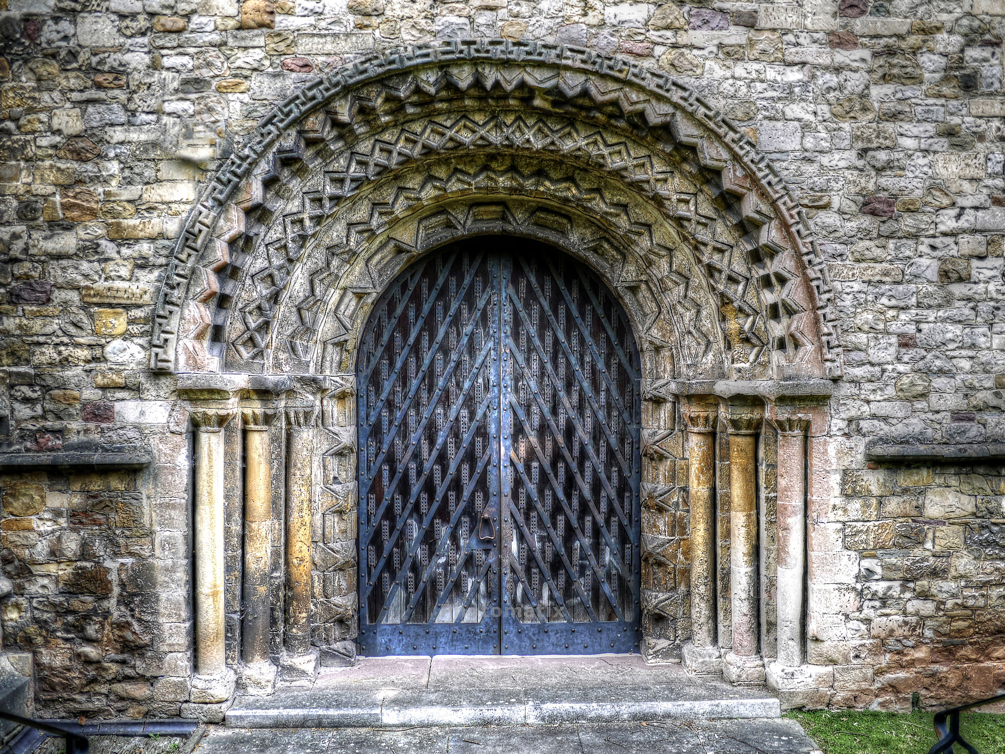 Panasonic Lumix DMC-GF5 sample photo. Side entrance, llandaff cathedral photography