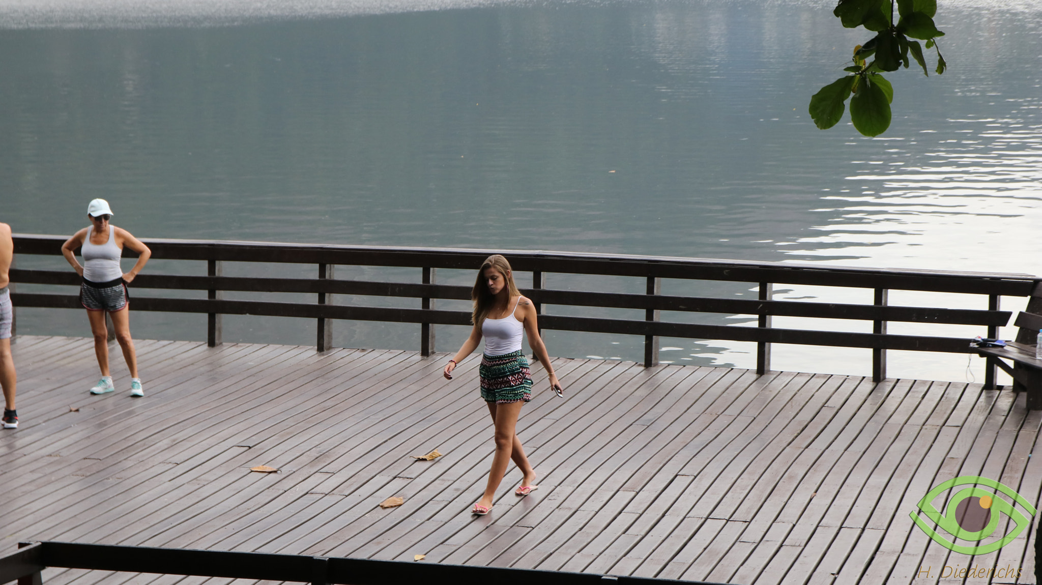 Sigma 17-70mm F2.8-4 DC Macro OS HSM sample photo. My beautiful daughter in lake rodrigo de freitas /rj  photography