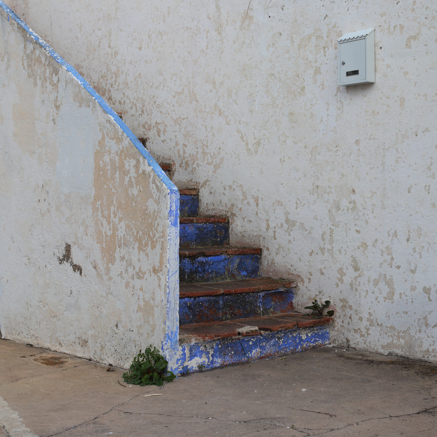 Canon EF 28mm F2.8 IS USM sample photo. Mailbox photography