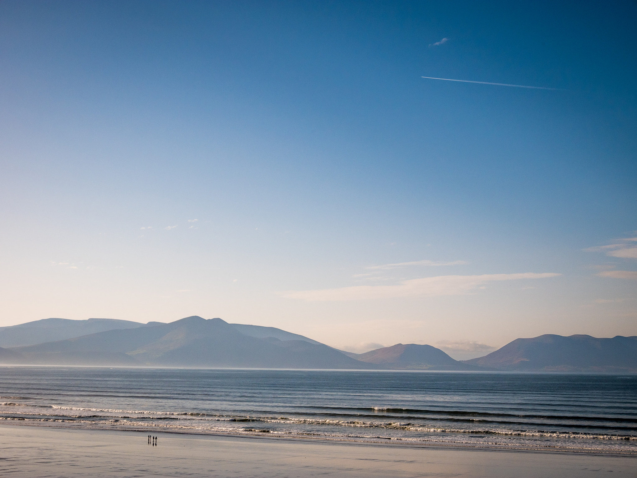 Panasonic Lumix DMC-GX85 (Lumix DMC-GX80 / Lumix DMC-GX7 Mark II) sample photo. Inch beach on the dingle peninsula, county kerry, ireland photography