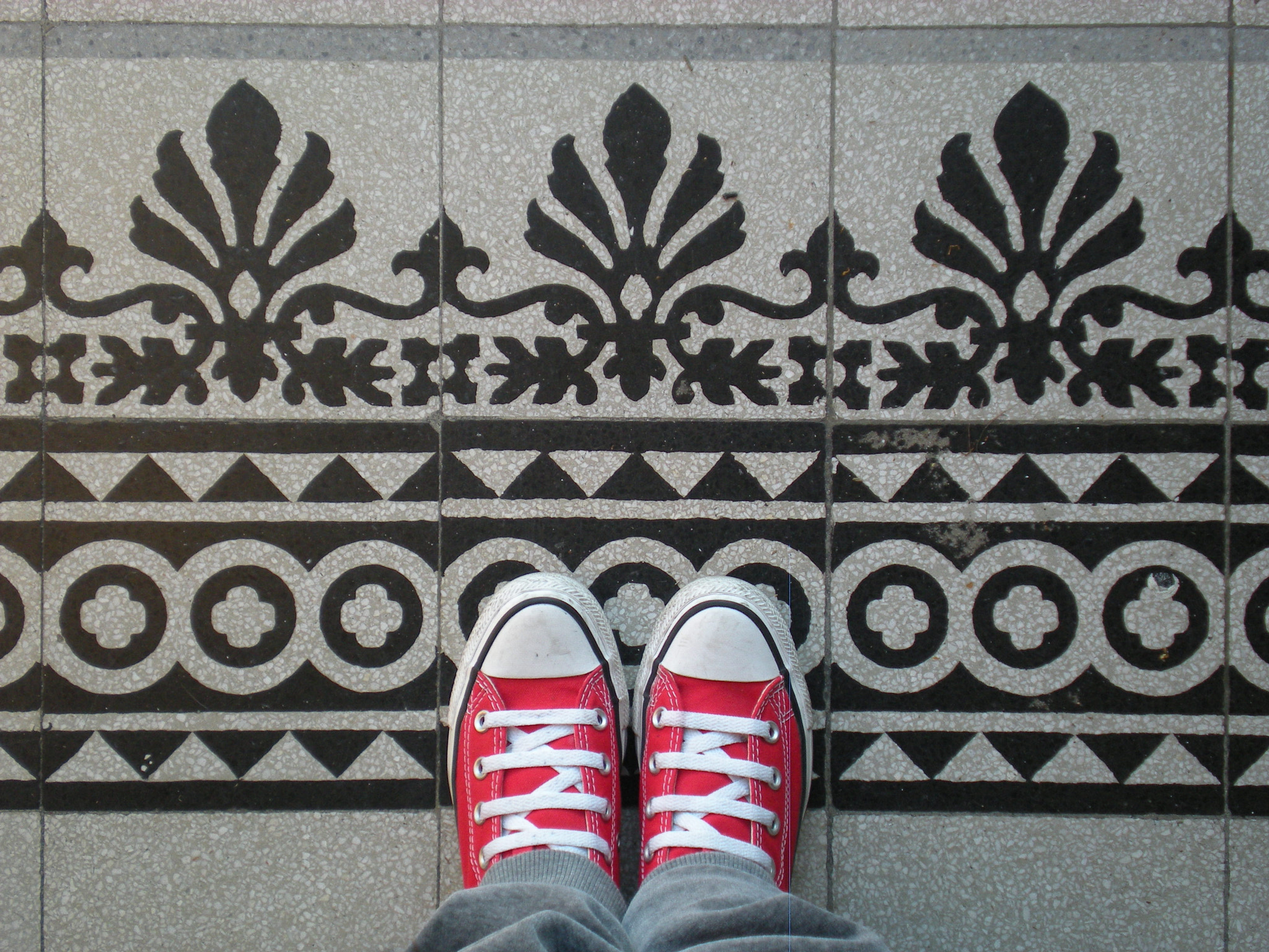 Nikon Coolpix S210 sample photo. Palace floor - lungarno firenze photography