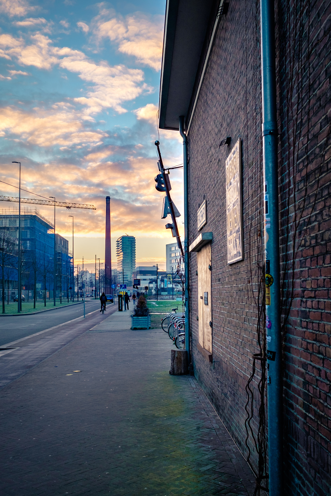 Fujifilm X-T10 + Fujifilm XF 23mm F1.4 R sample photo. Strijp - morning glory bar photography
