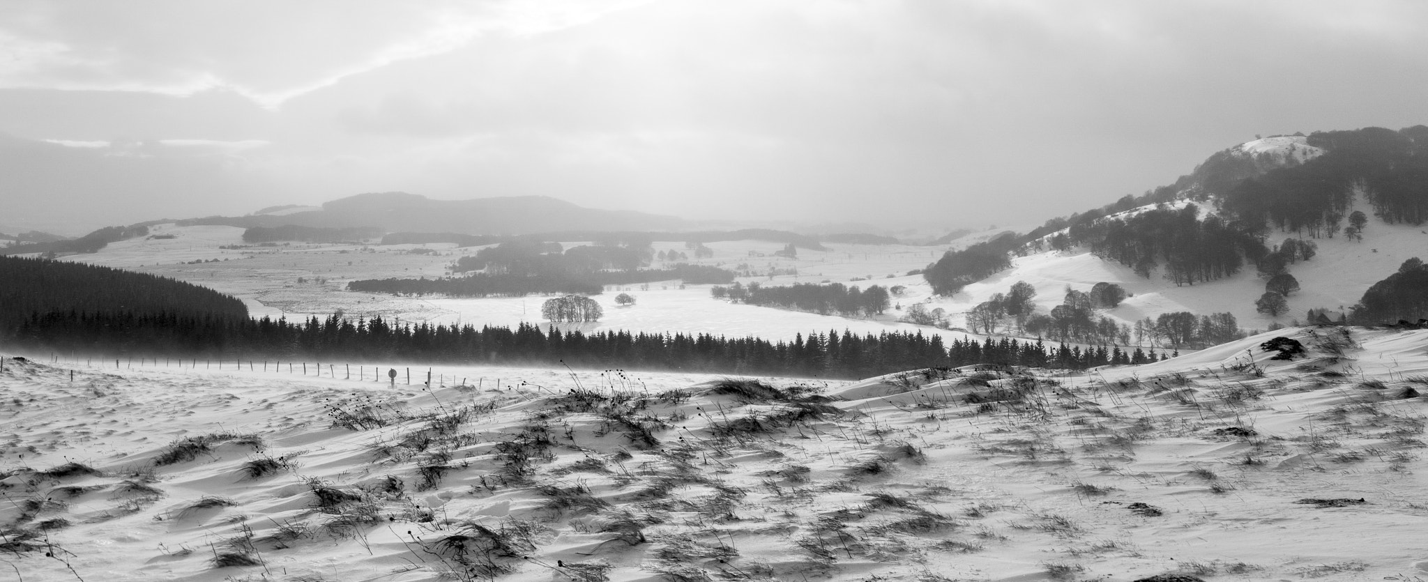 Canon EF 16-35mm F2.8L II USM sample photo. The plateau under the snow photography