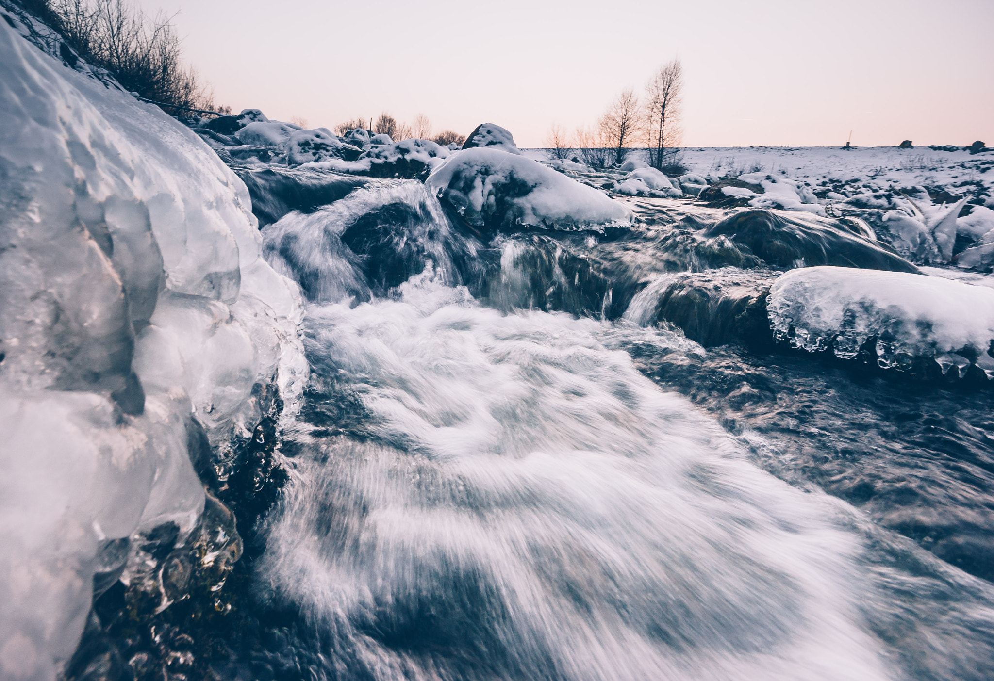 Sony Alpha DSLR-A350 + Sigma AF 10-20mm F4-5.6 EX DC sample photo. Iceriver photography