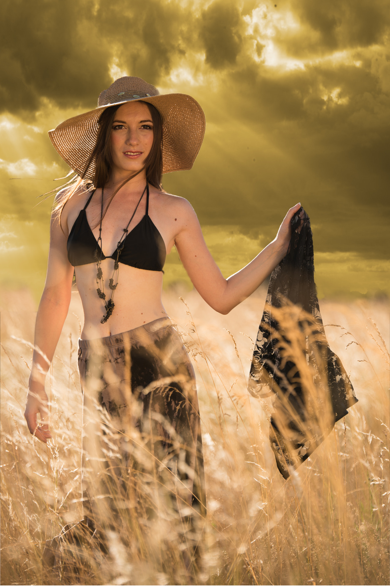 Nikon D810 sample photo. Valerie in golden light bath photography