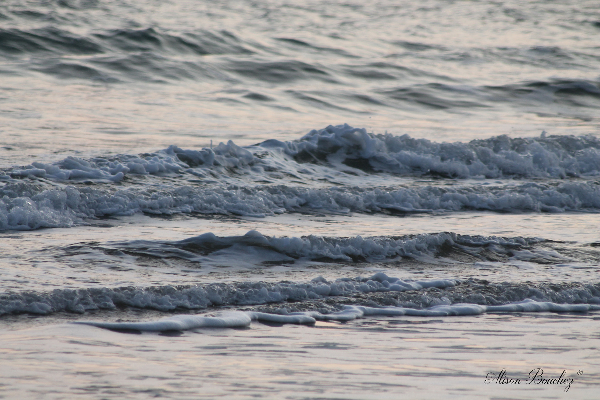 Canon EOS 1100D (EOS Rebel T3 / EOS Kiss X50) sample photo. Les vagues du vainqueur photography