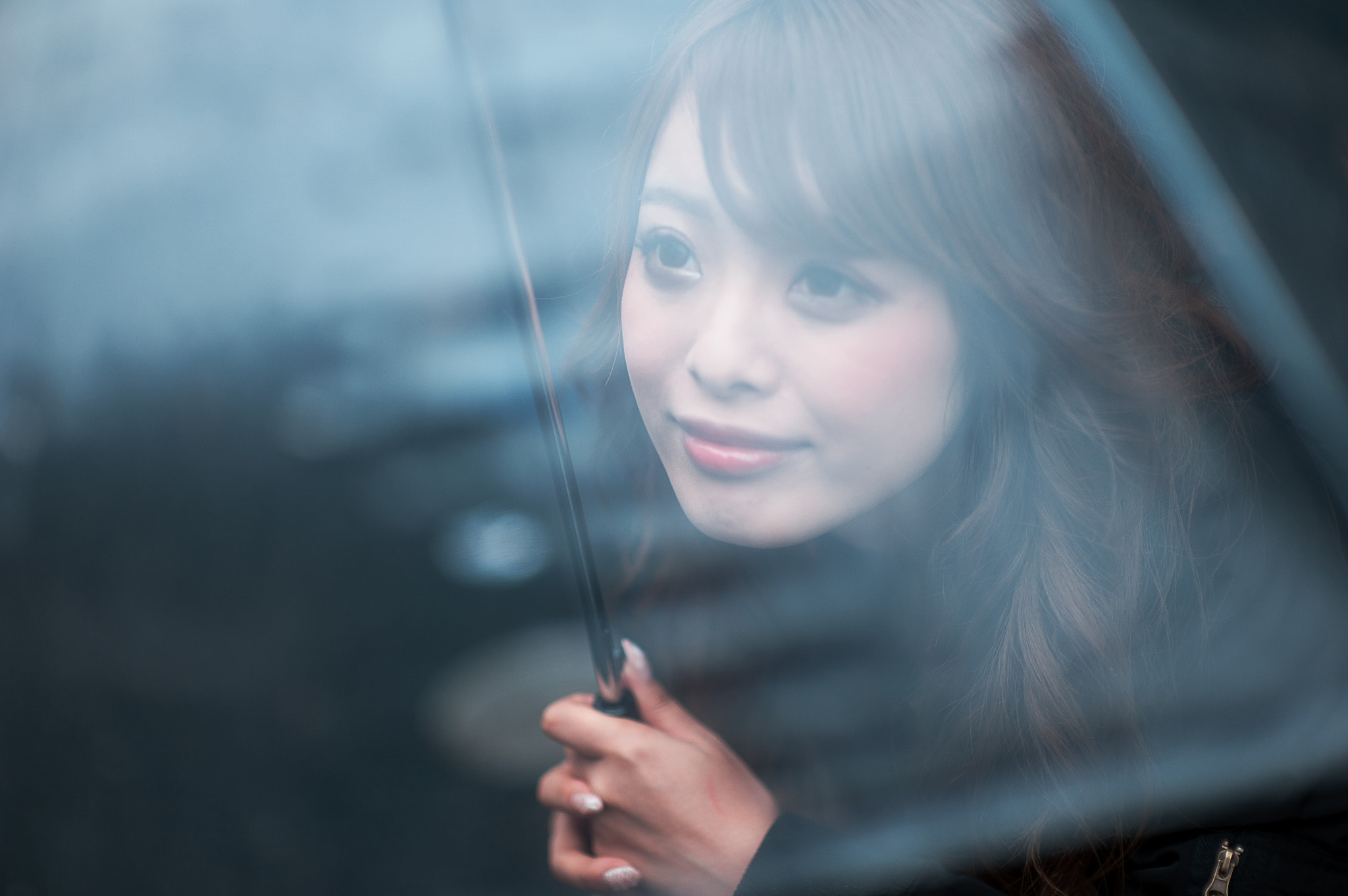 Nikon D700 + Sigma 85mm F1.4 EX DG HSM sample photo. Rainy day photography