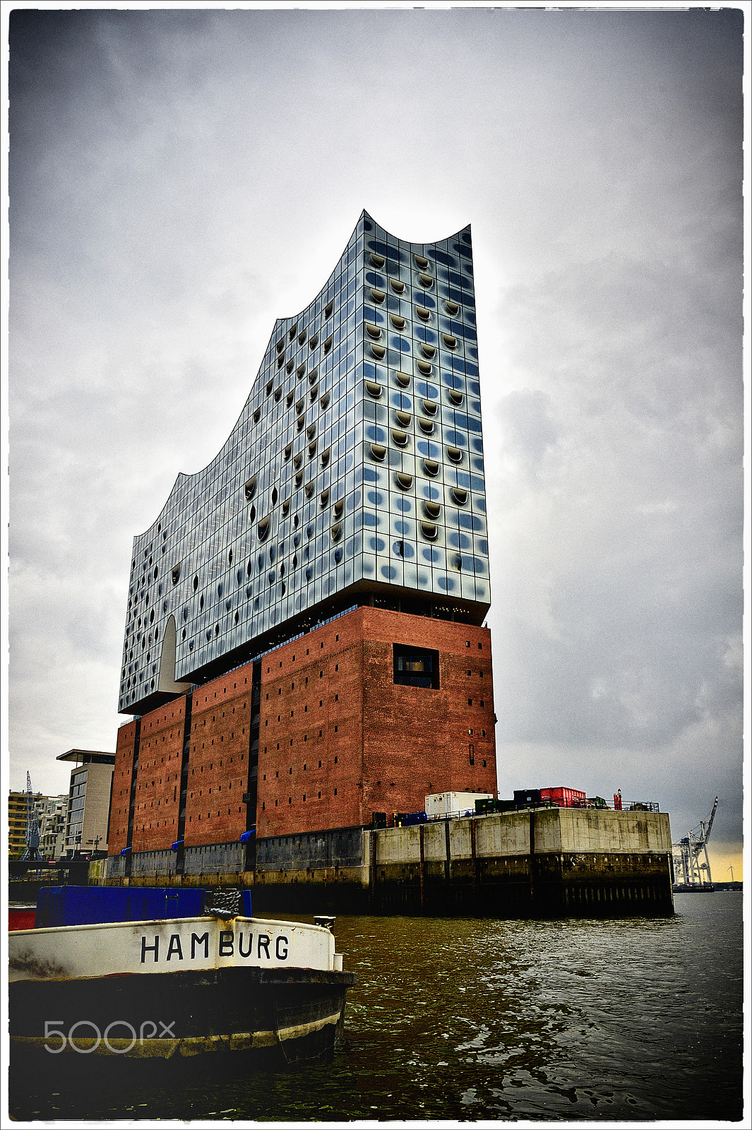 Nikon D700 sample photo. Elbphilharmonie hamburg photography