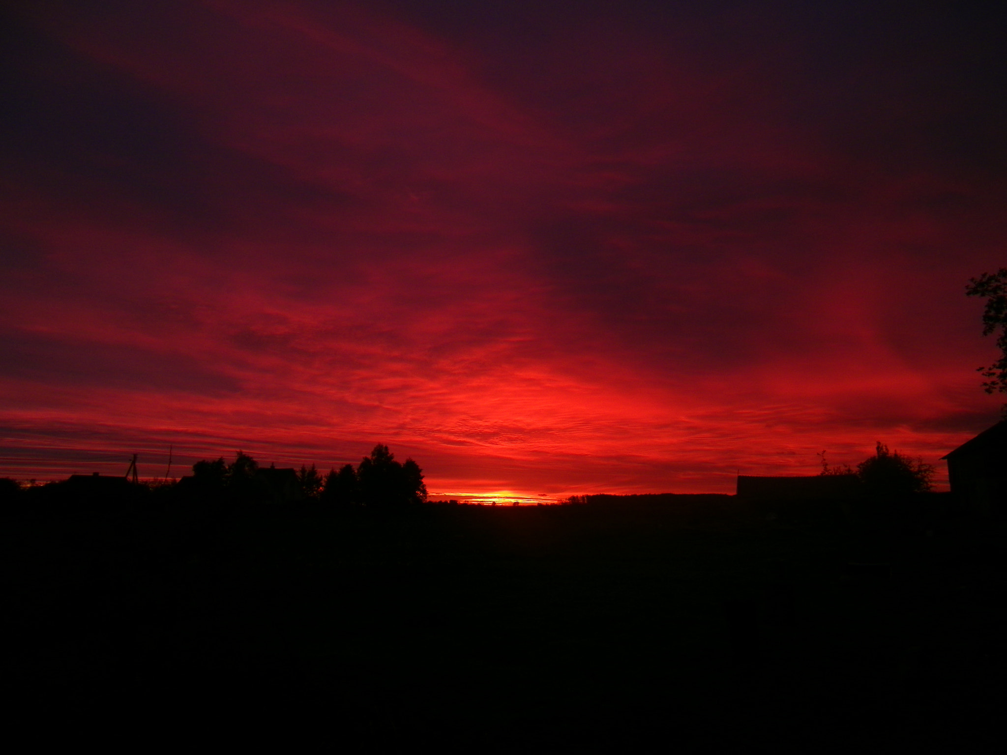 Kodak EASYSHARE M420 DIGITAL CAMERA sample photo. Red sunset photography