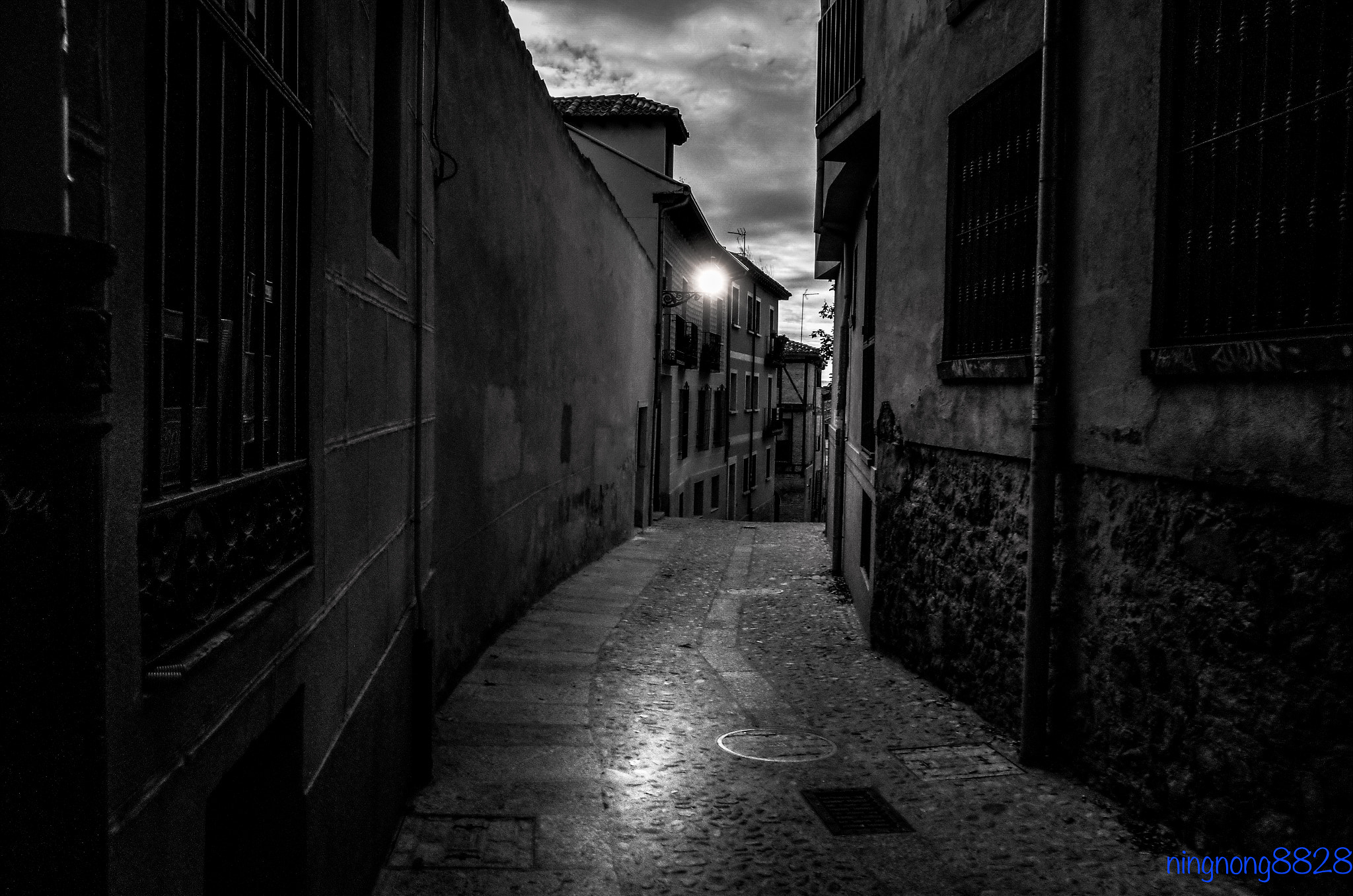 Ricoh GR + GR Lens sample photo. Black & white photography