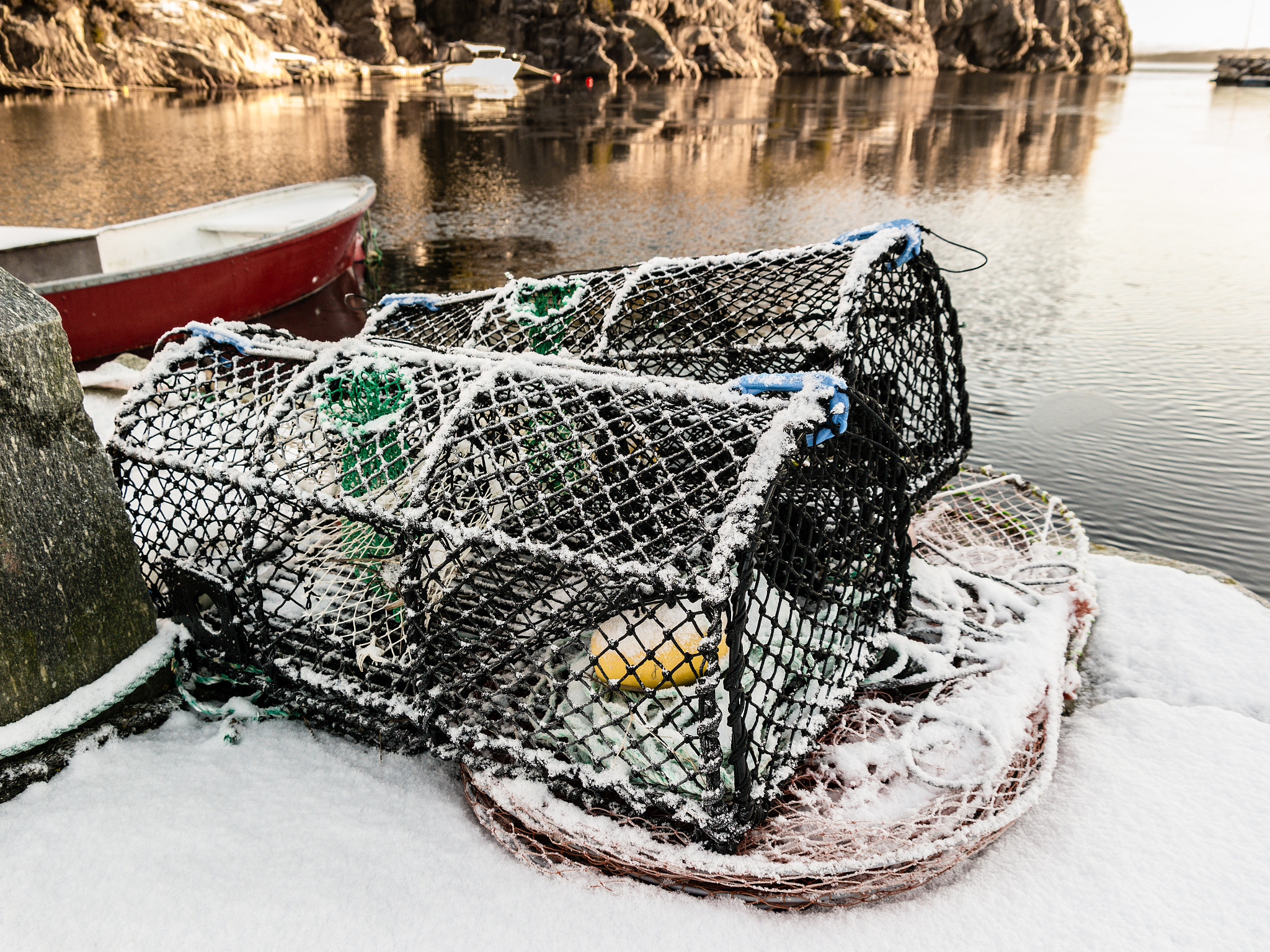 Samsung NX30 + Samsung NX 18-55mm F3.5-5.6 OIS sample photo. "crab pots on hold" photography