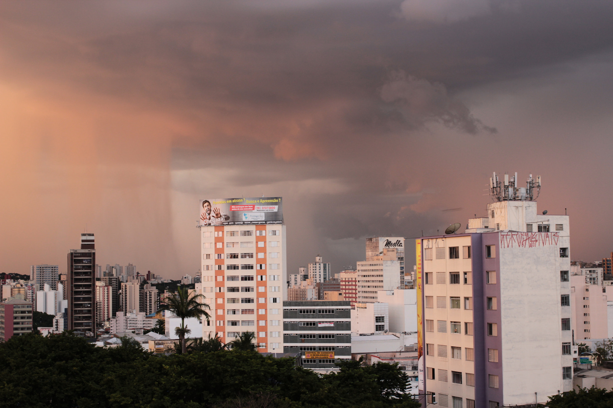 Canon EF 40mm F2.8 STM sample photo. Colors before the rain photography