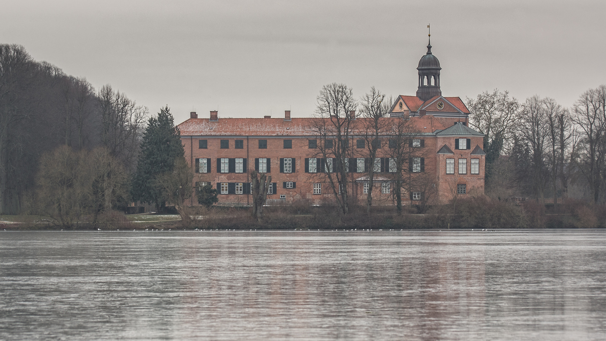 Sony SLT-A65 (SLT-A65V) sample photo. Eutiner castle photography