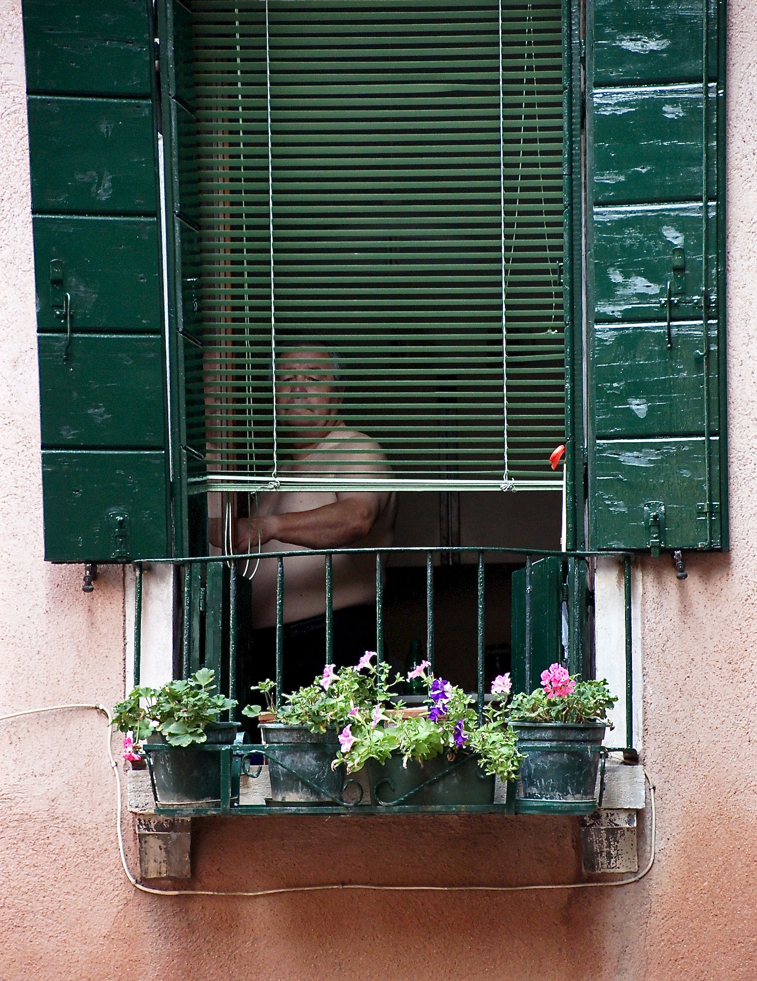Tamron 18-270mm F3.5-6.3 Di II PZD sample photo. Venice 06 (siesta) photography