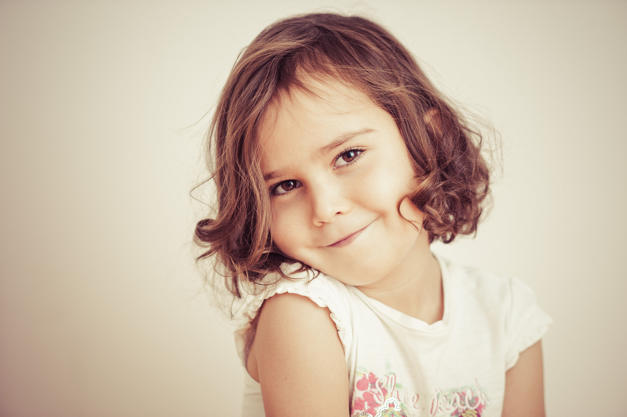 Nikon D700 + AF DC-Nikkor 135mm f/2 sample photo. Cute girl smiling photography