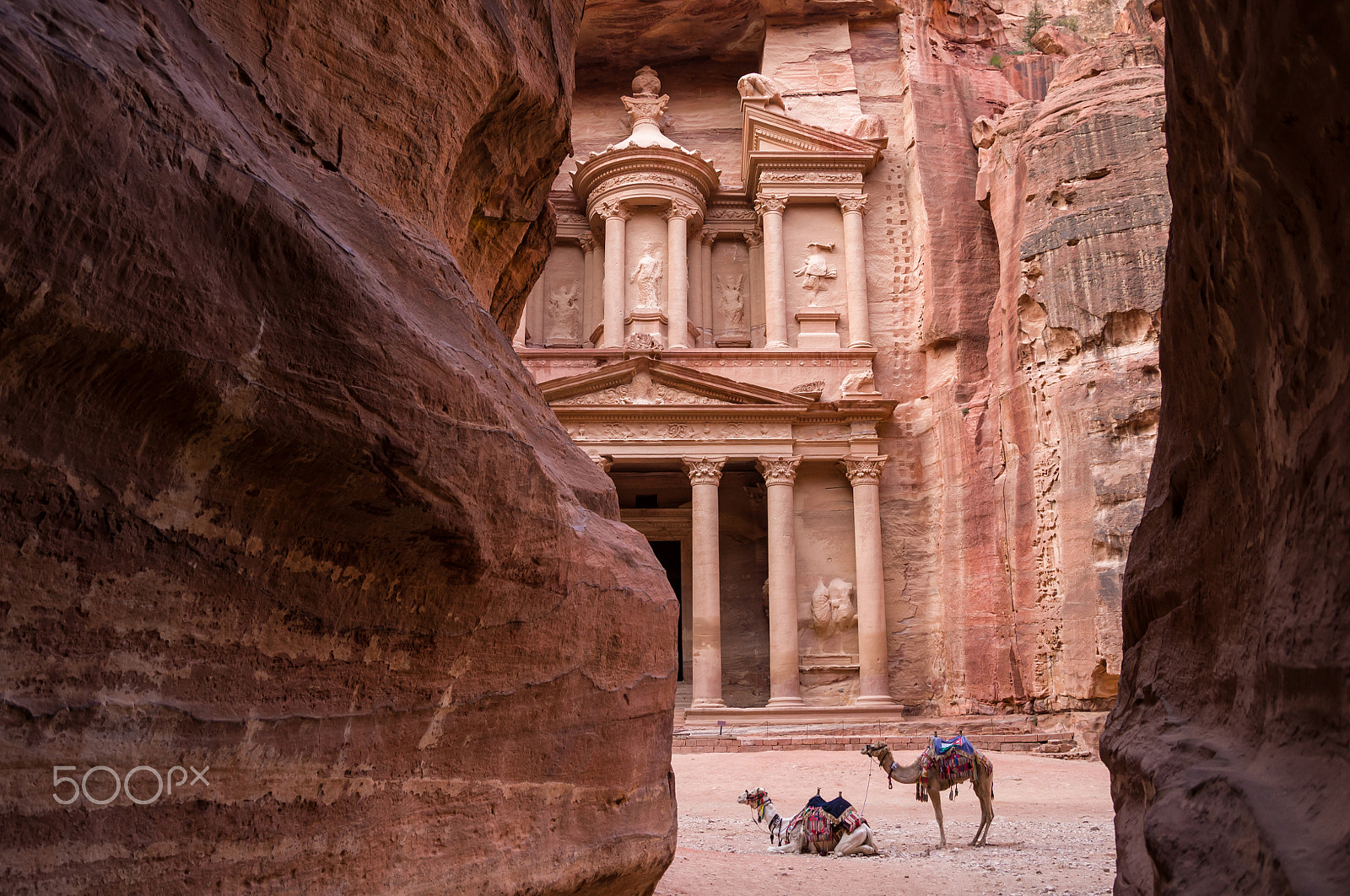 Pentax K-r sample photo. Ancient nabataean temple al khazneh (treasury) photography