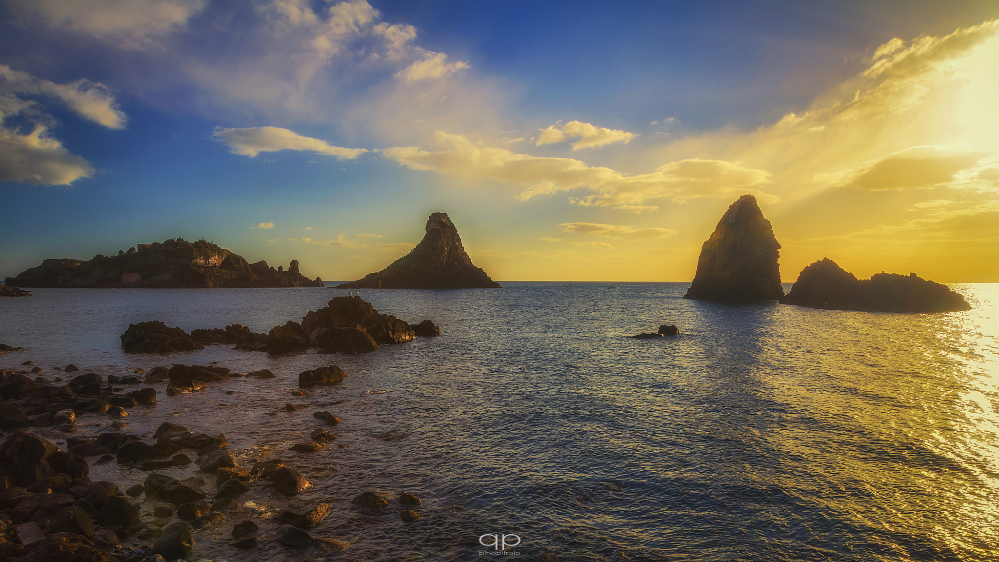 Nikon AF Nikkor 24-85mm F2.8-4D IF sample photo. I faraglioni photography